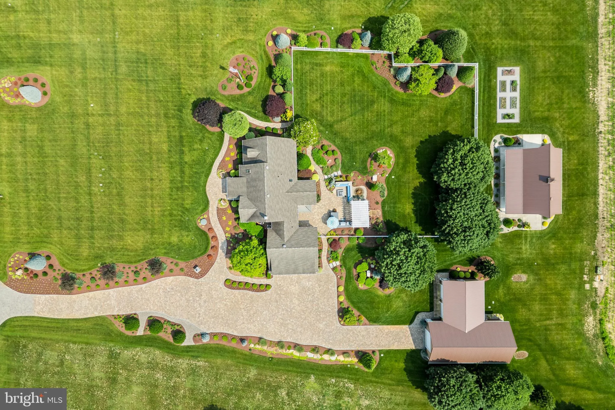 Pilesgrove, New Jersey 08098, United States, 3 Bedrooms Bedrooms, ,4 BathroomsBathrooms,Residential,Active,156646