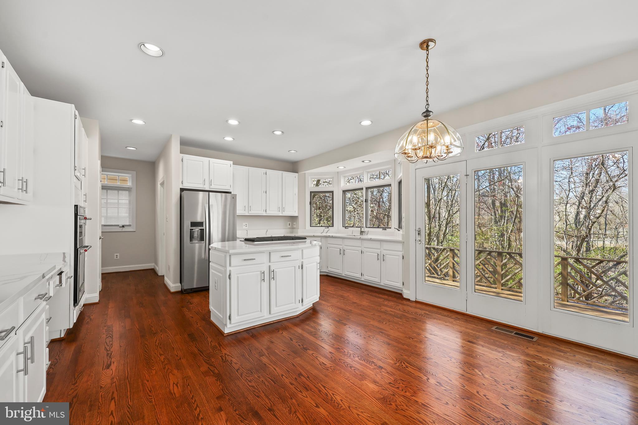 FOX CREEK - Residential