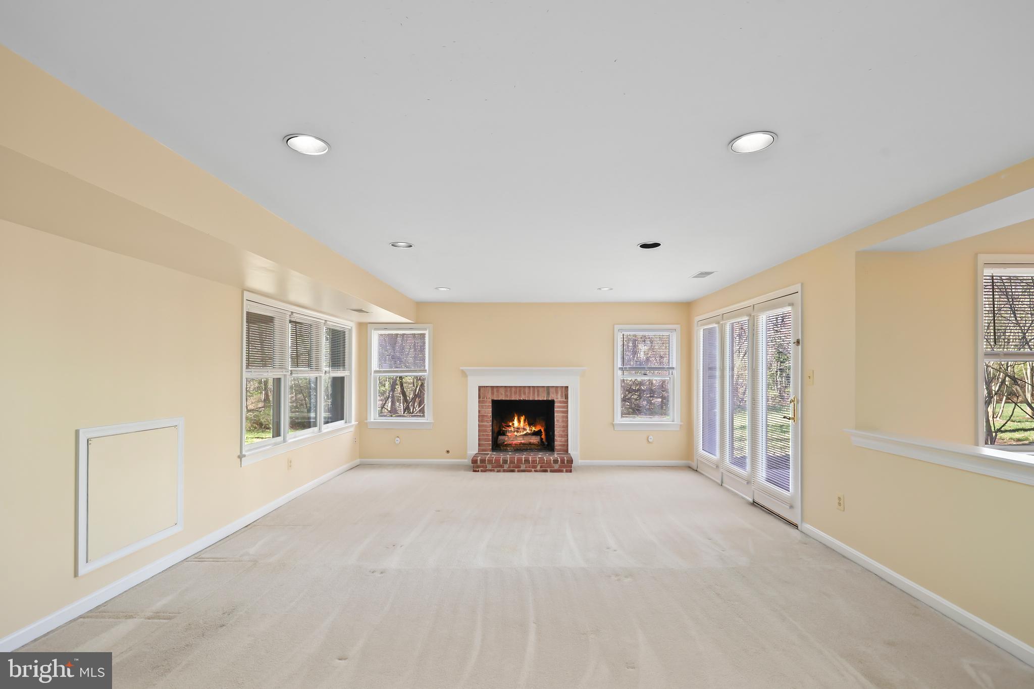 FOX CREEK - Residential