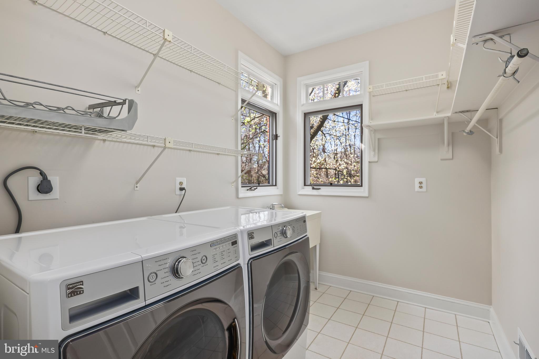 FOX CREEK - Residential