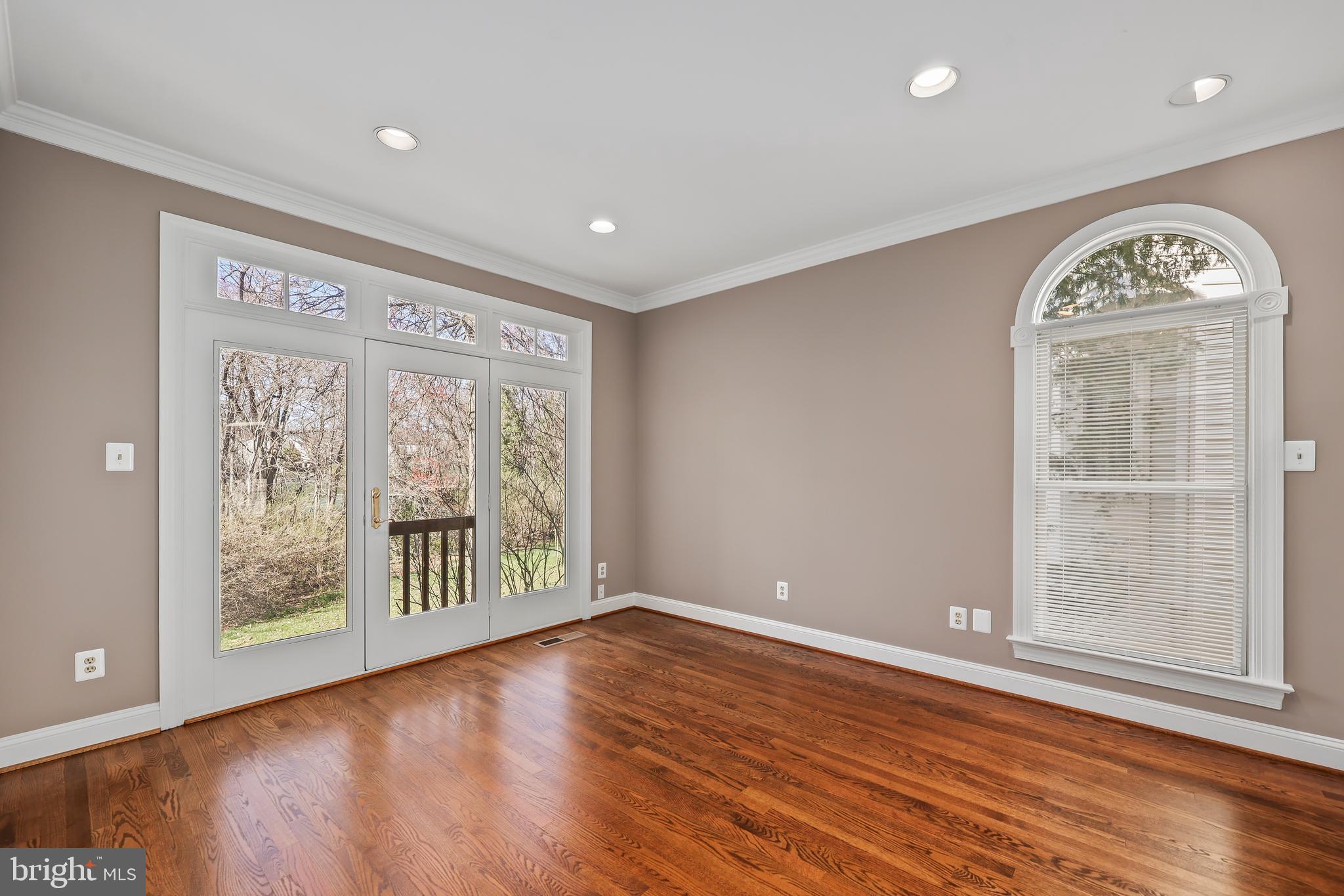 FOX CREEK - Residential