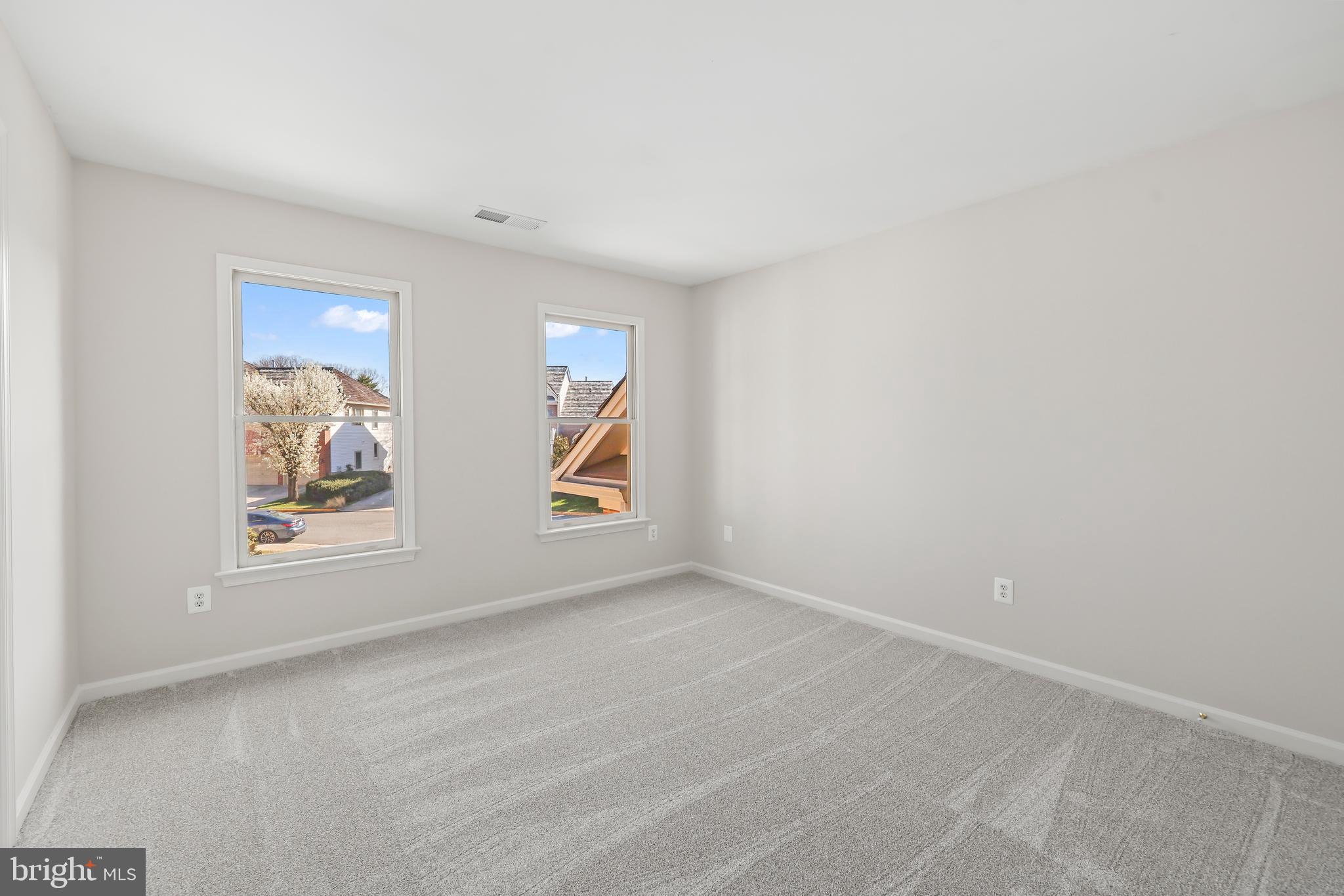 FOX CREEK - Residential