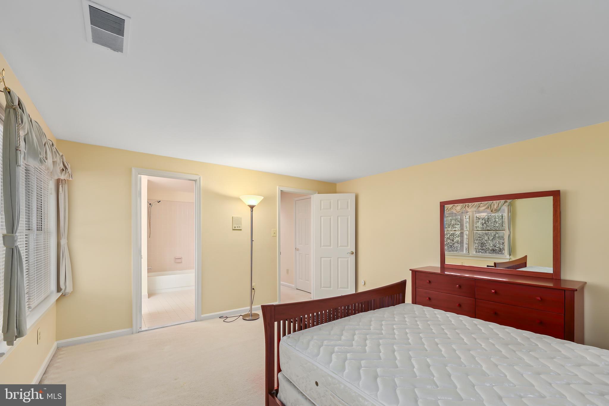 FOX CREEK - Residential