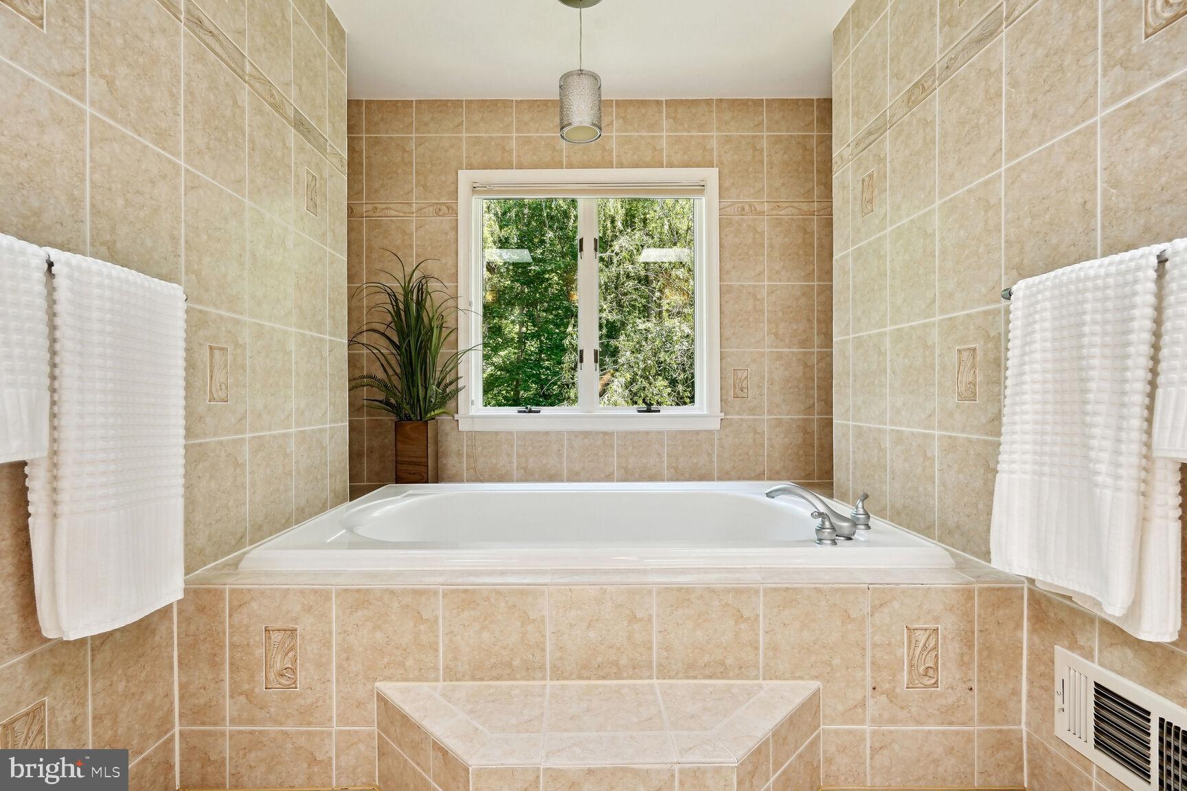 BRANDES ESTATES - Residential