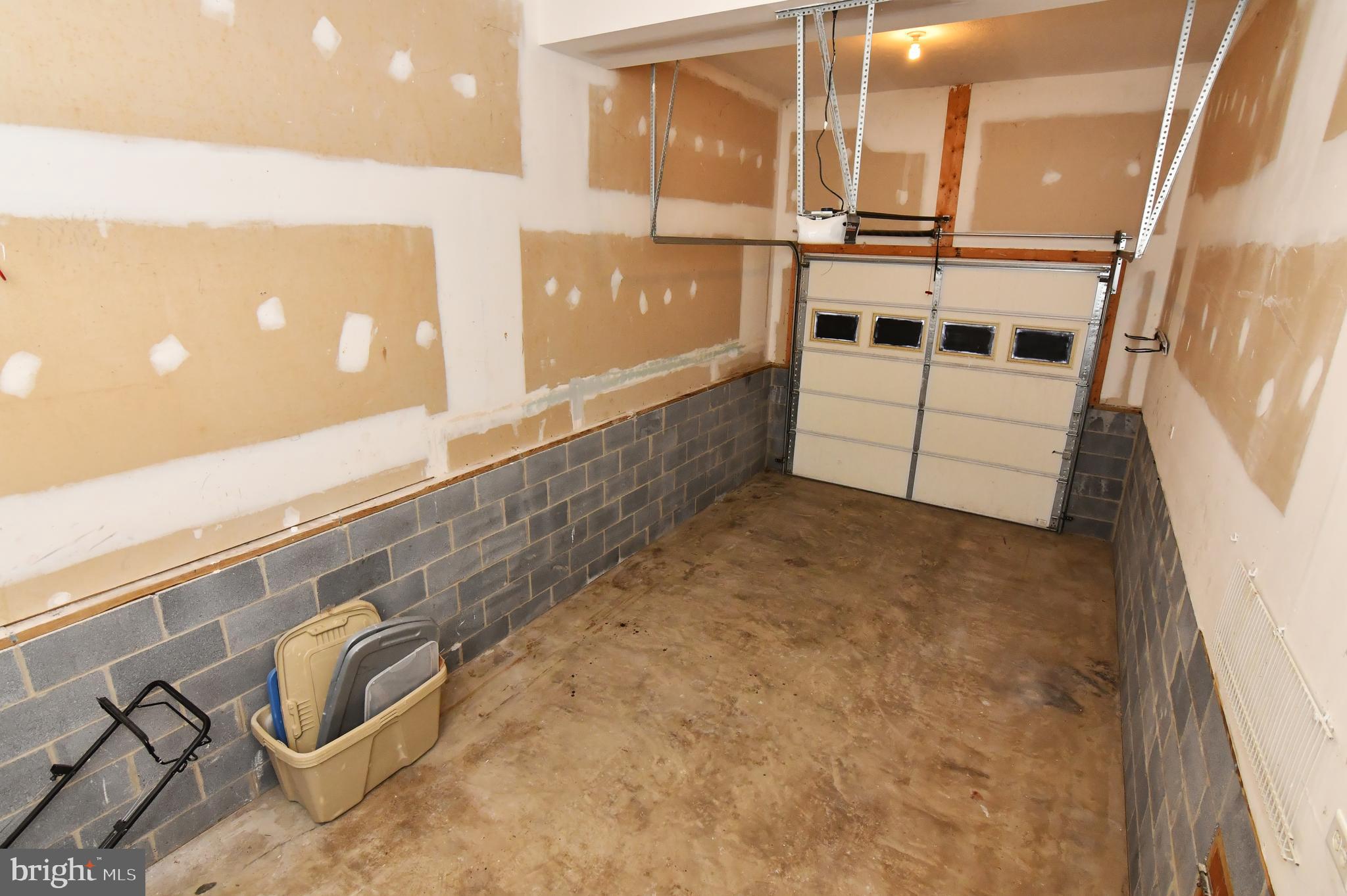 WILDE ACRES - Residential Lease