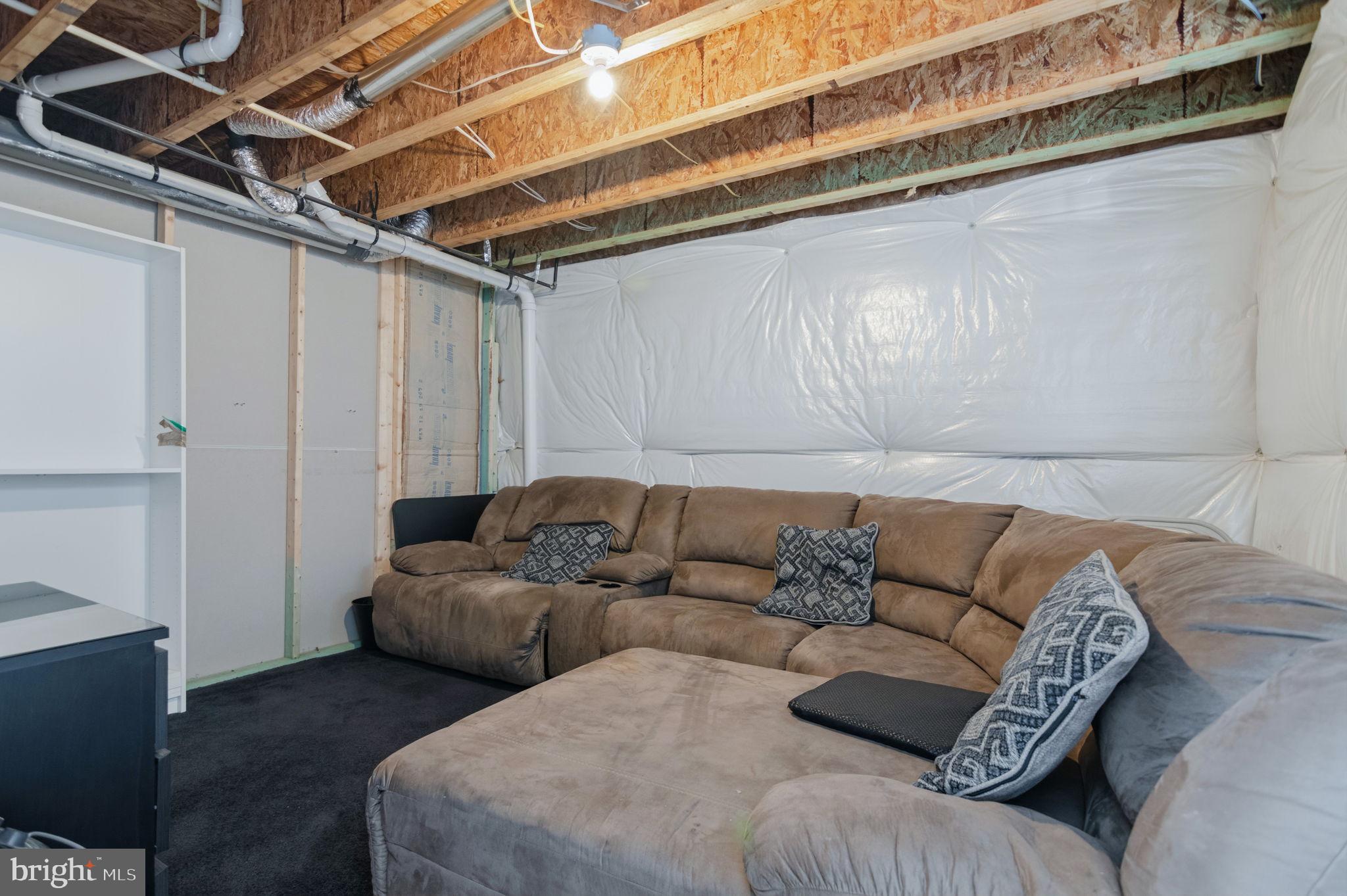 EMBREY INDUSTRIAL PARK - Residential