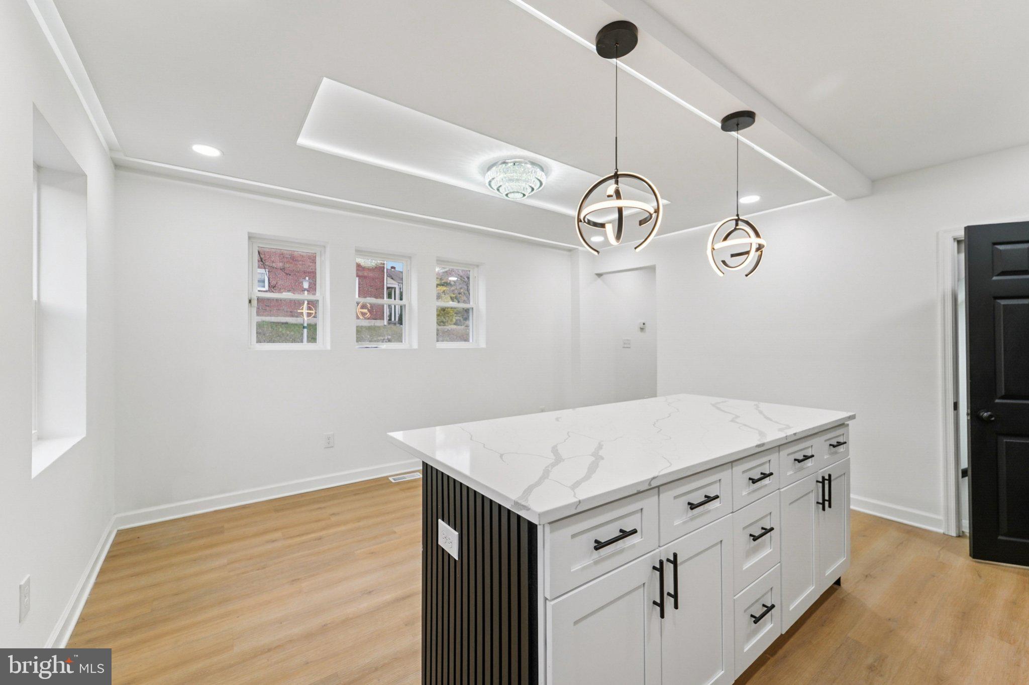 NORTHWOOD - Residential