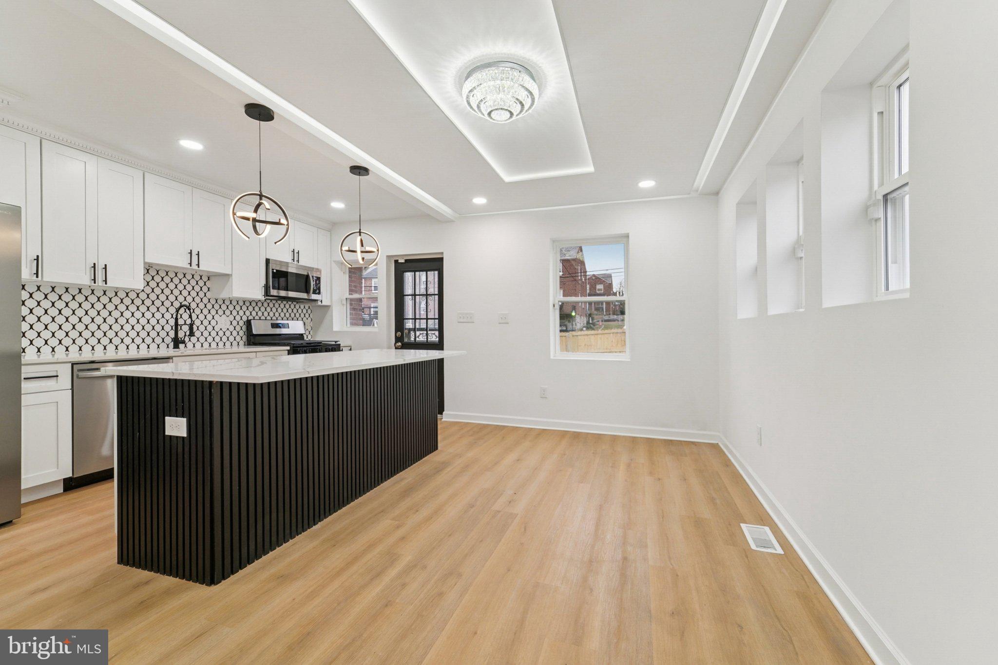 NORTHWOOD - Residential