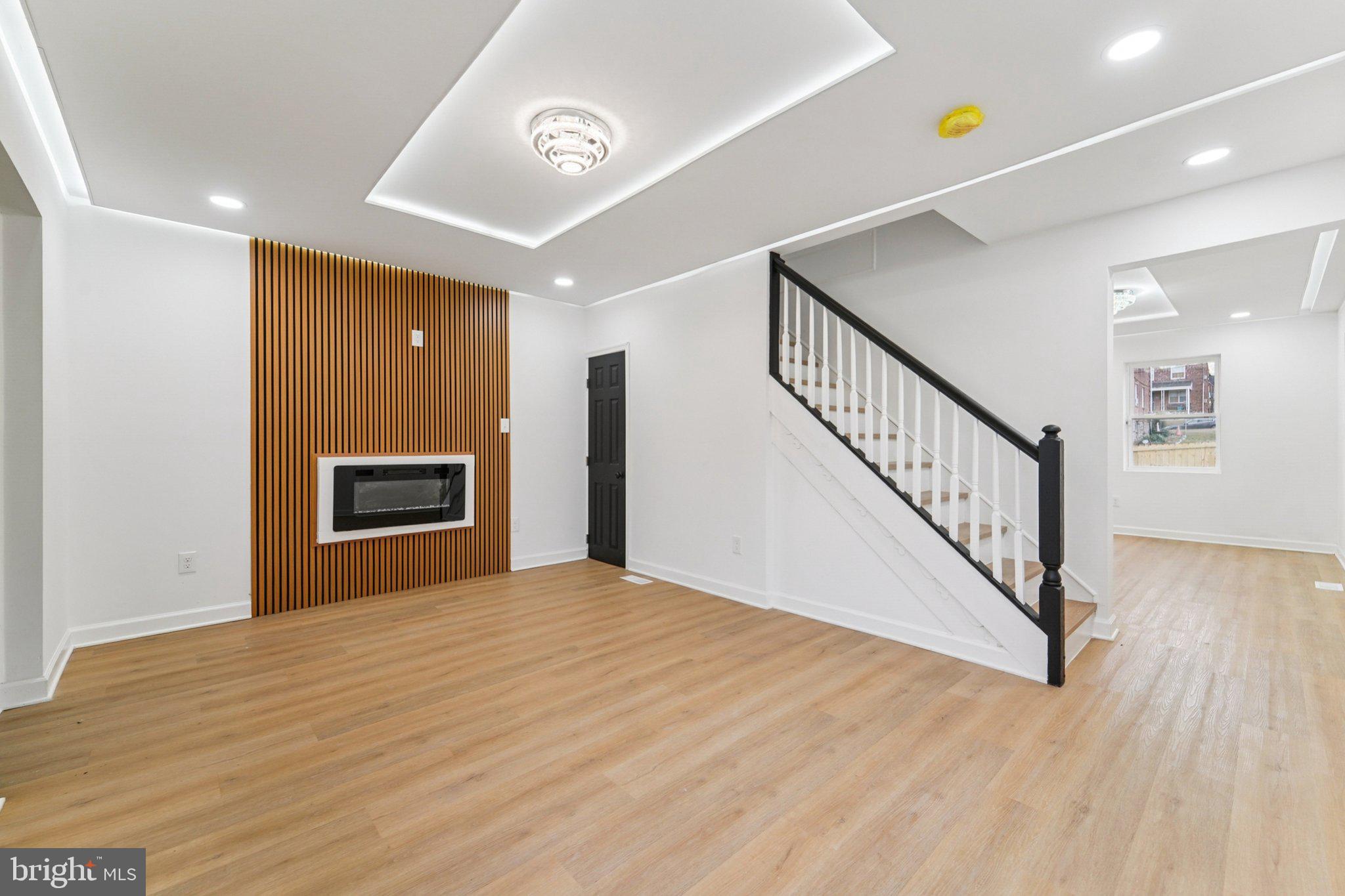 NORTHWOOD - Residential