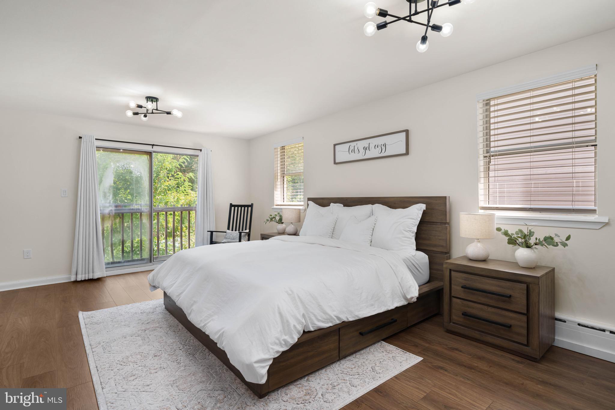 ROXBOROUGH - Residential