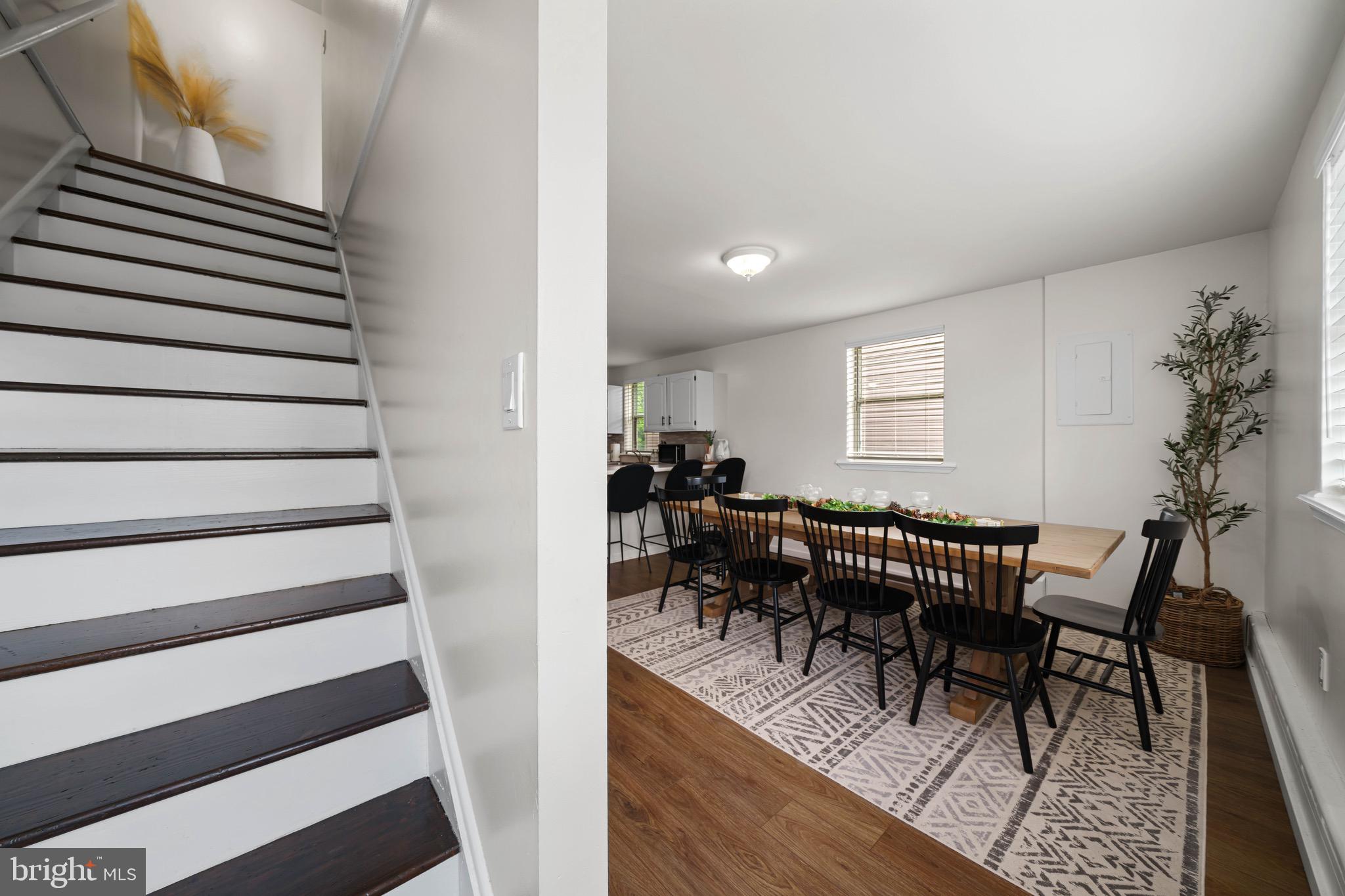 ROXBOROUGH - Residential