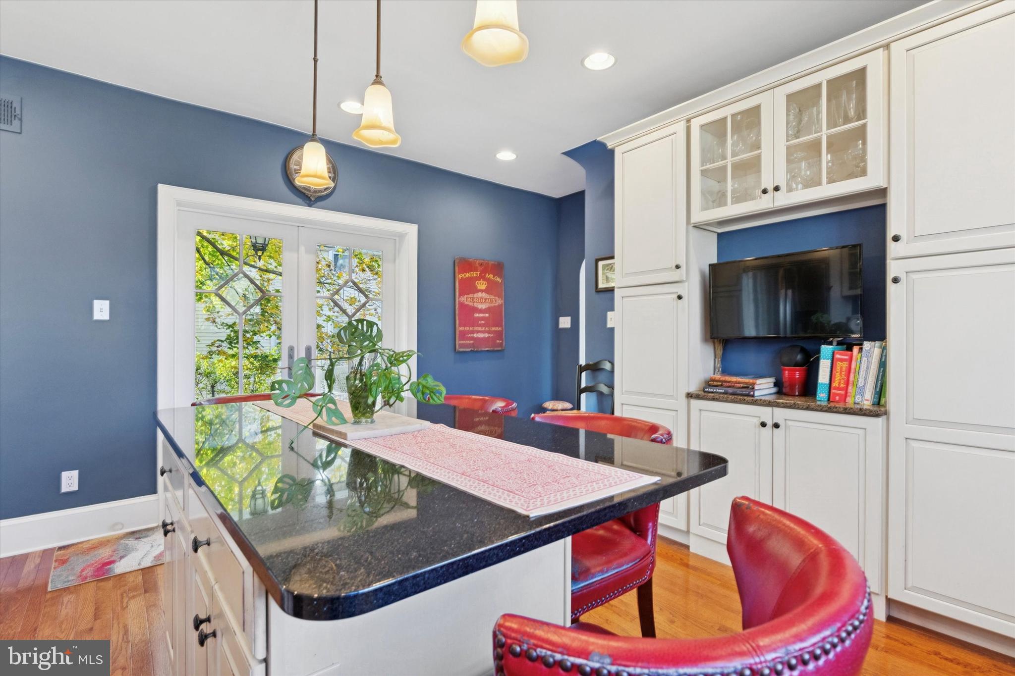 GLENSIDE - Residential