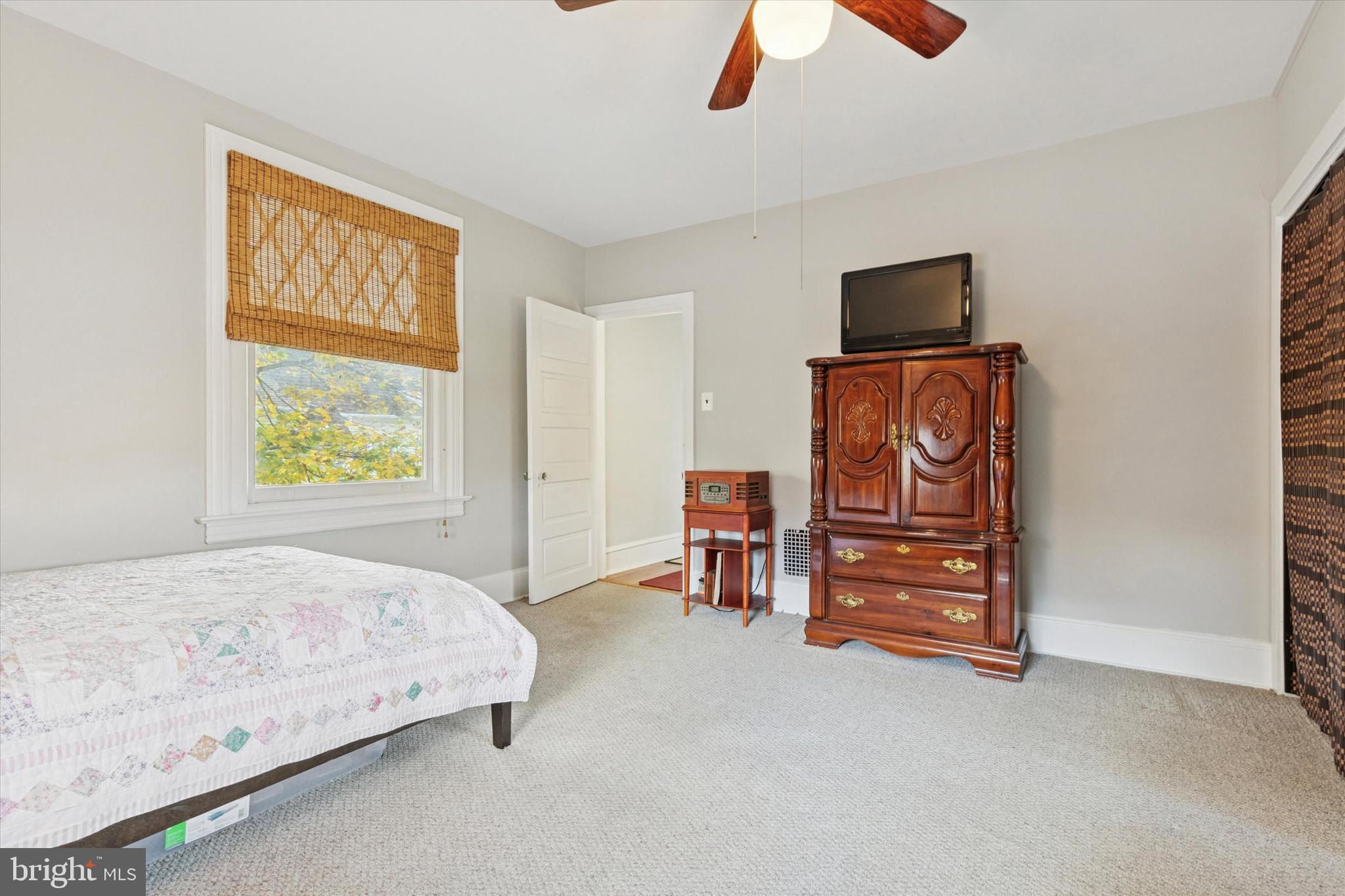 GLENSIDE - Residential