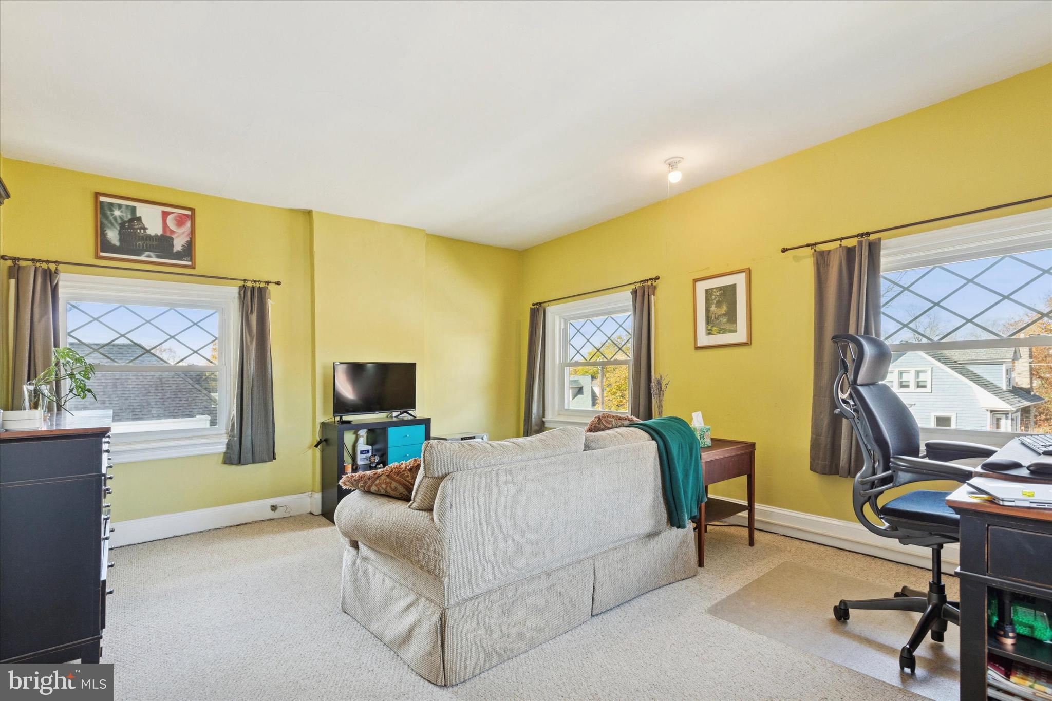 GLENSIDE - Residential