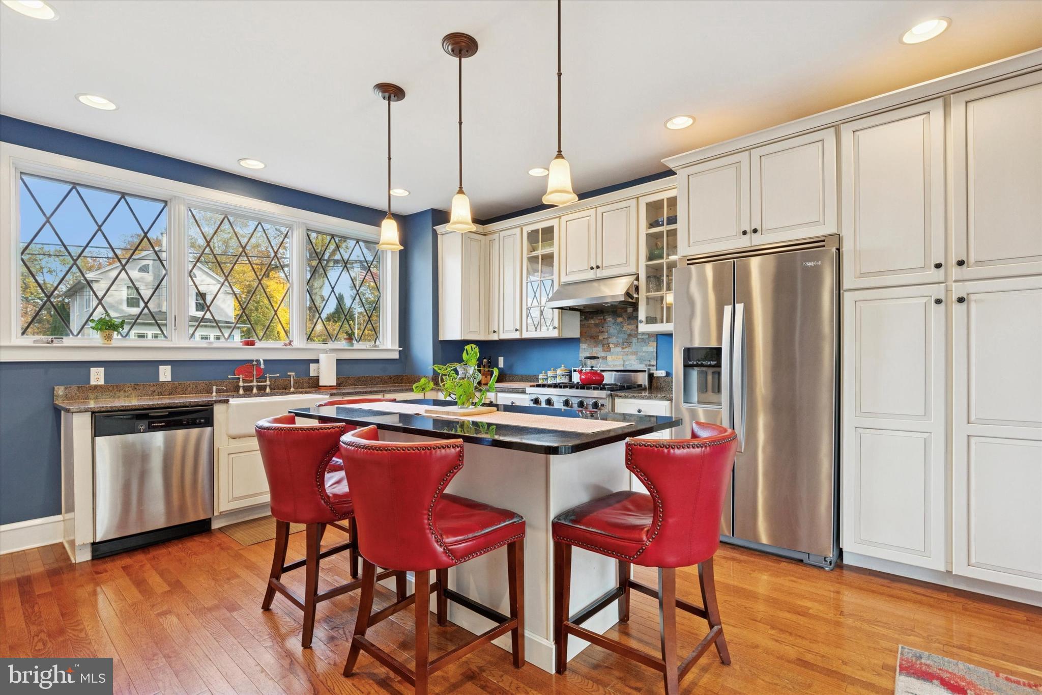 GLENSIDE - Residential