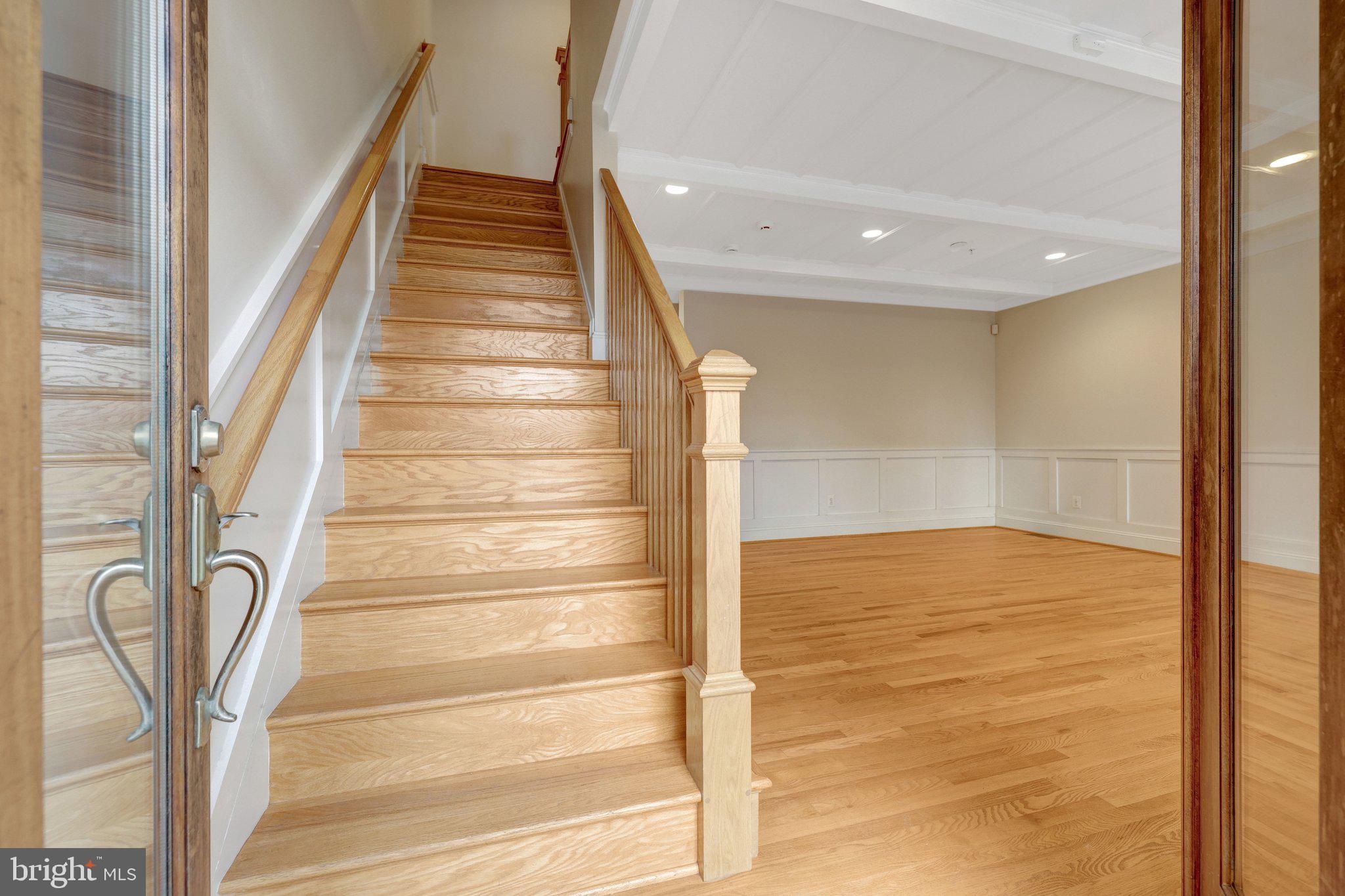 229 LOCUST STREET SE 3