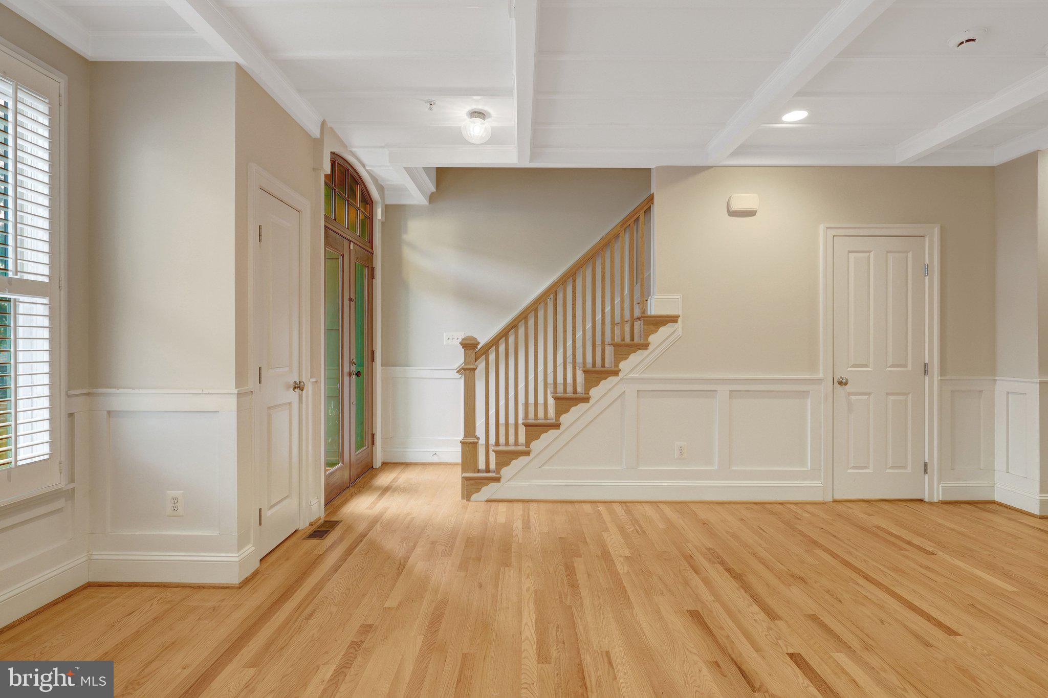 229 LOCUST STREET SE 3