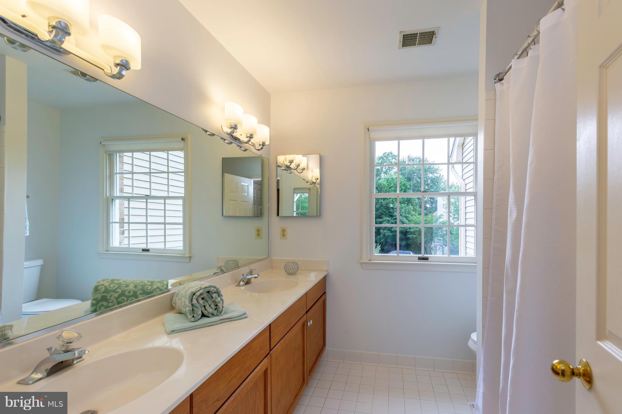 CHRISLAND ANNAPOLIS COVE - Residential