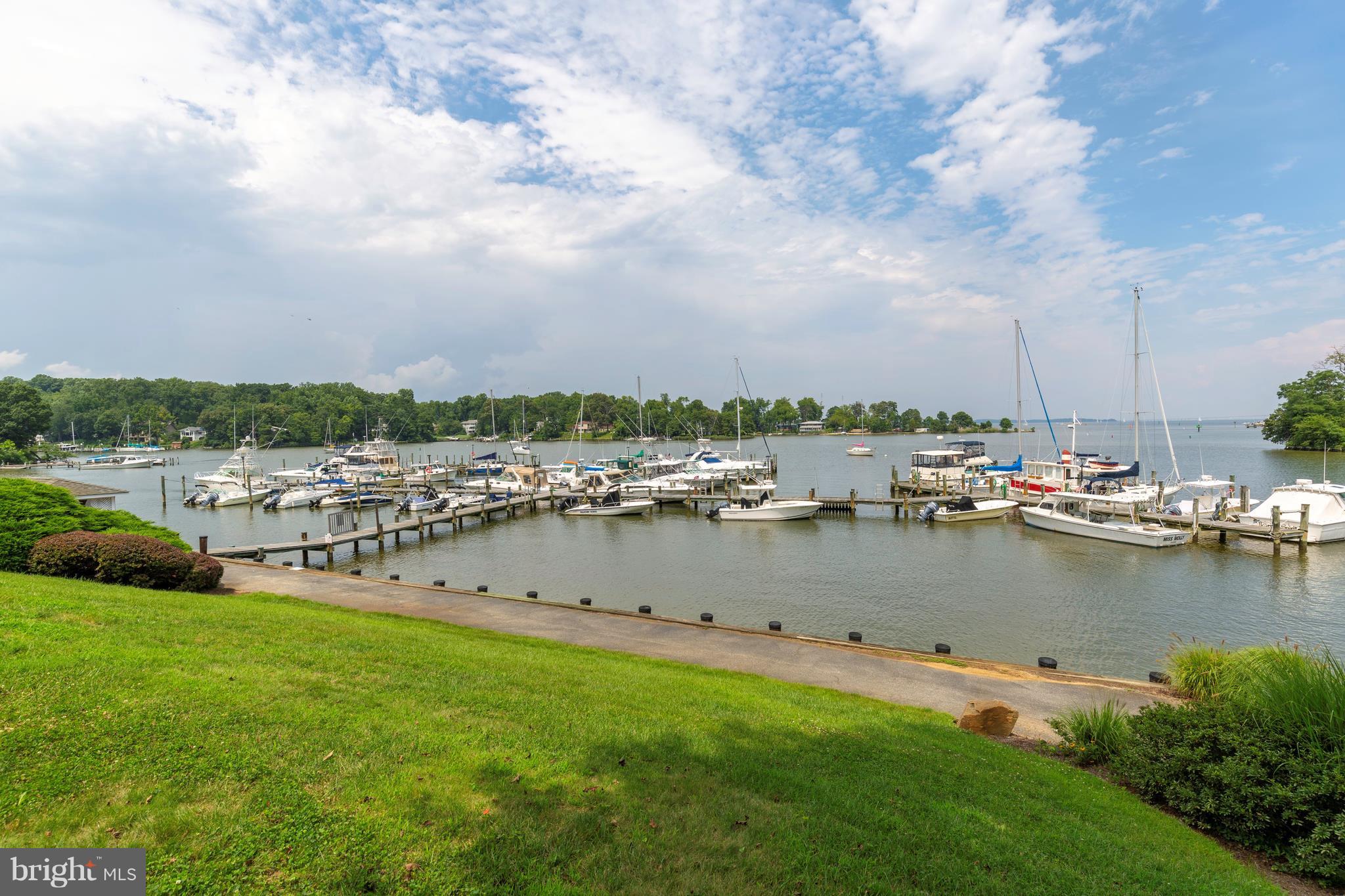 CHRISLAND ANNAPOLIS COVE - Residential