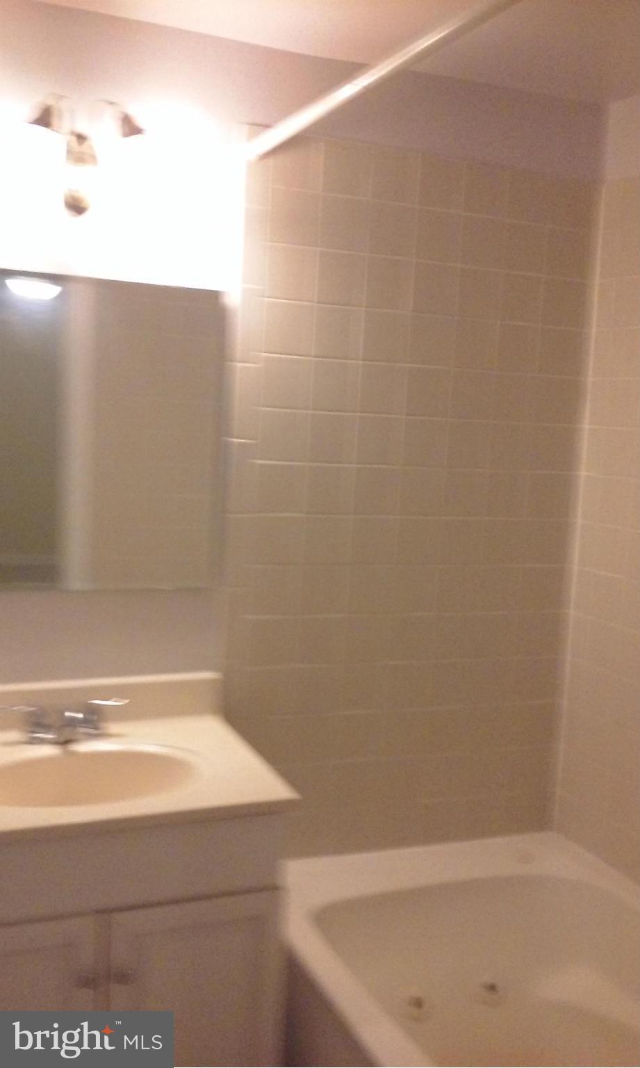 CHESTER GROVE - Residential