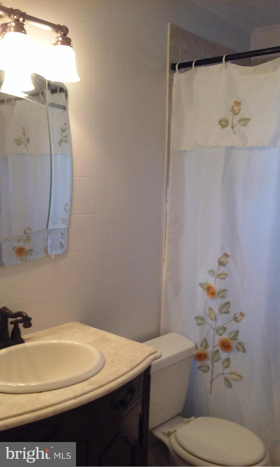 CHESTER GROVE - Residential