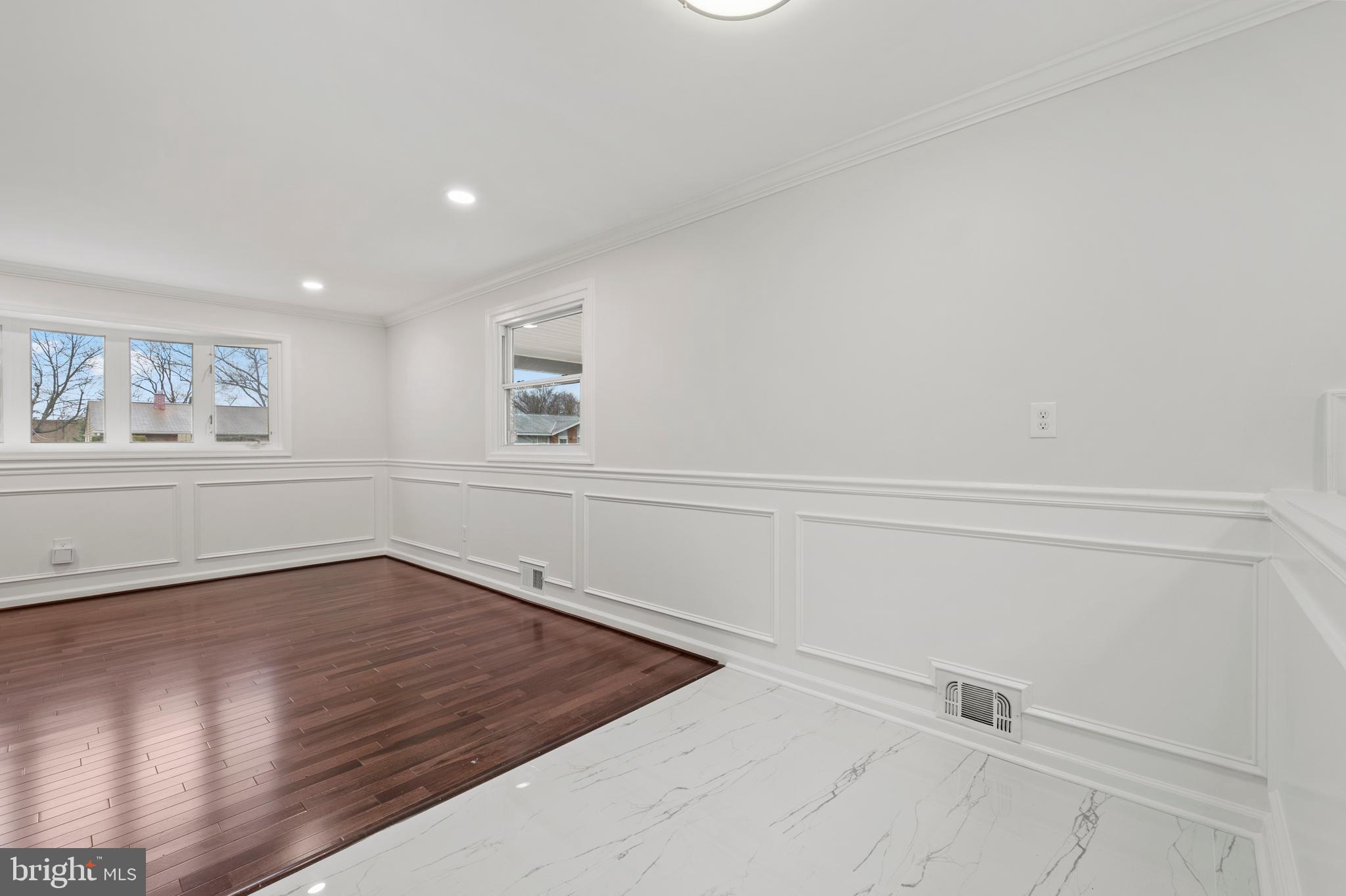 WINDSOR - Residential