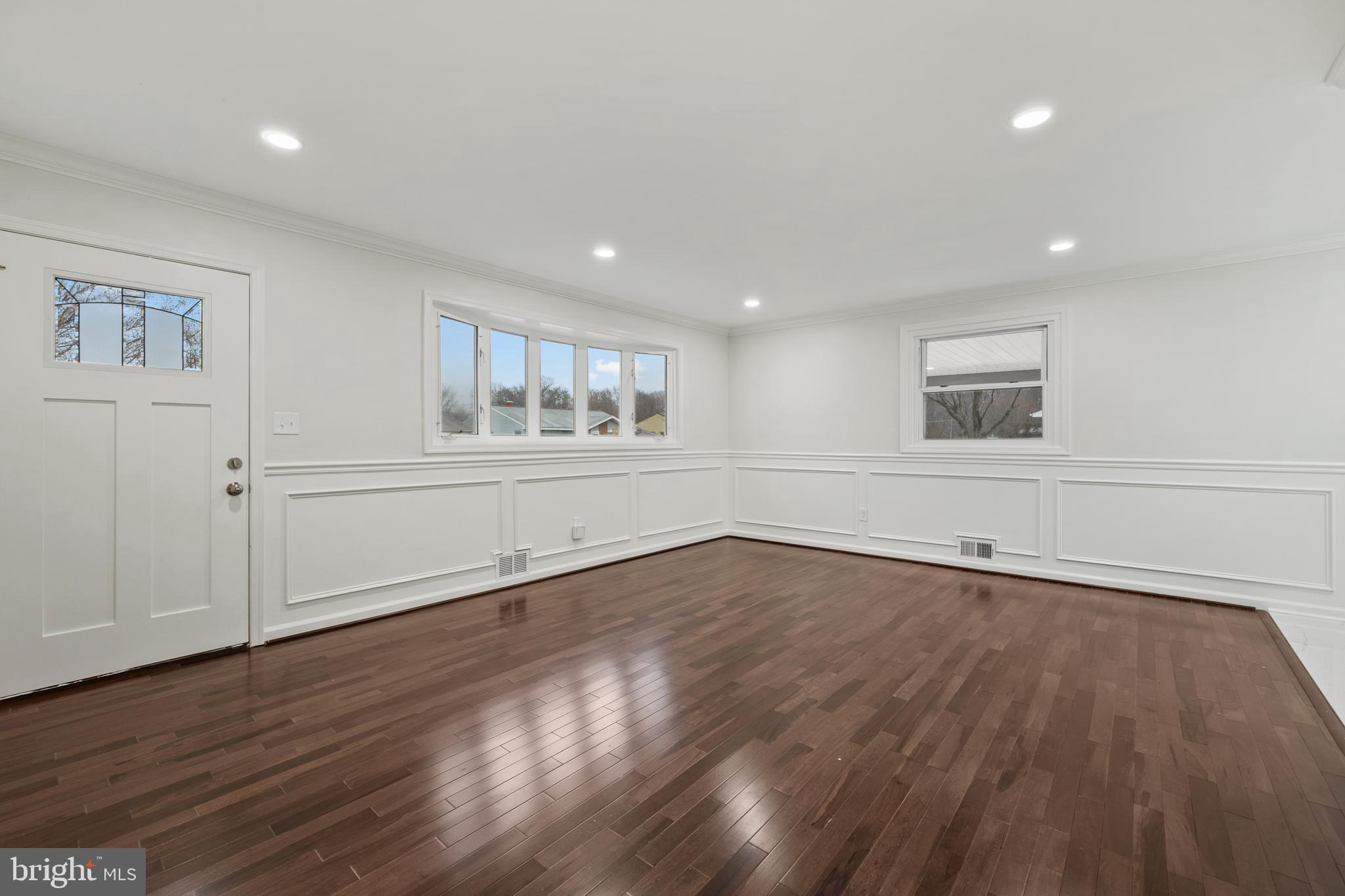 WINDSOR - Residential