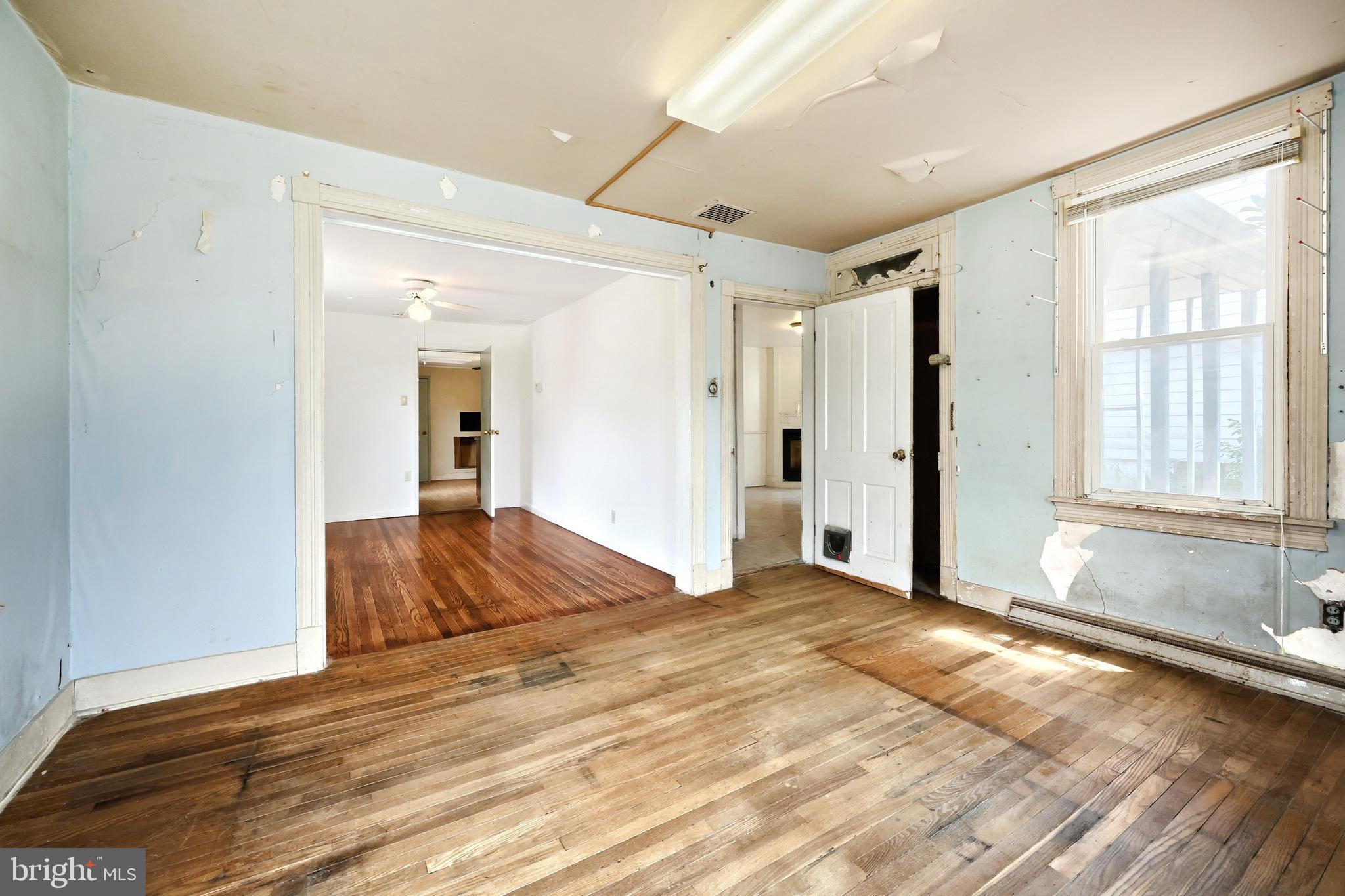 NEW OXFORD AREA - Residential