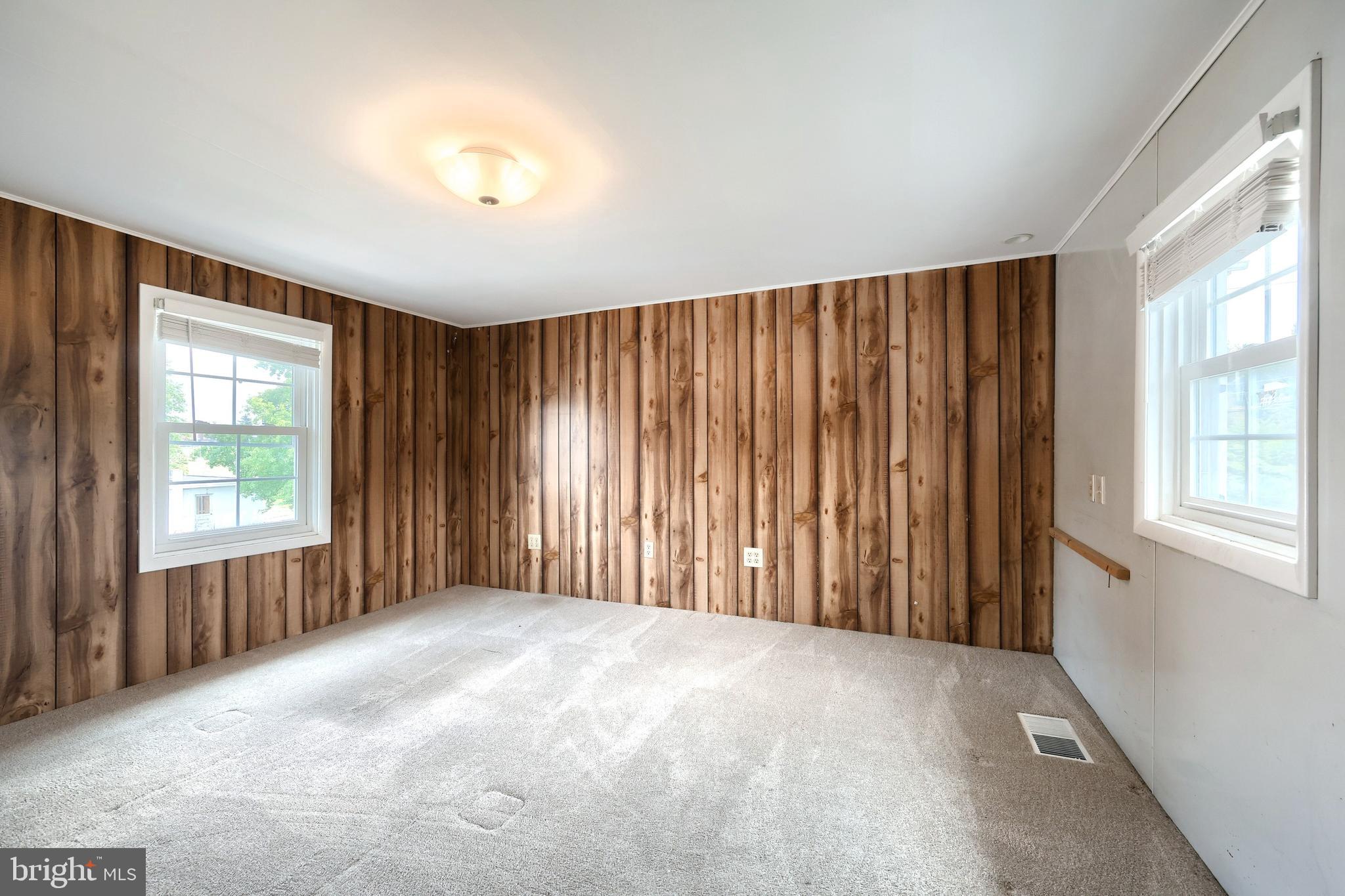 NEW OXFORD AREA - Residential