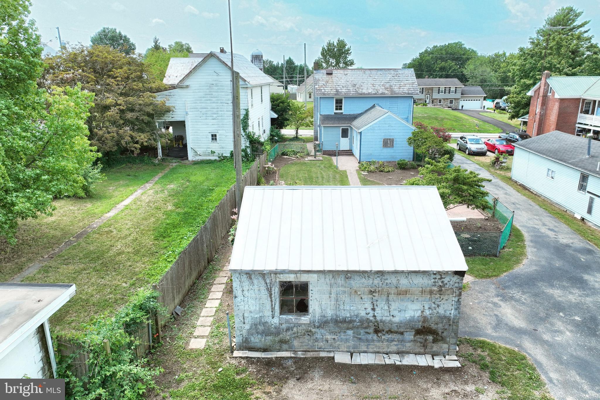 NEW OXFORD AREA - Residential