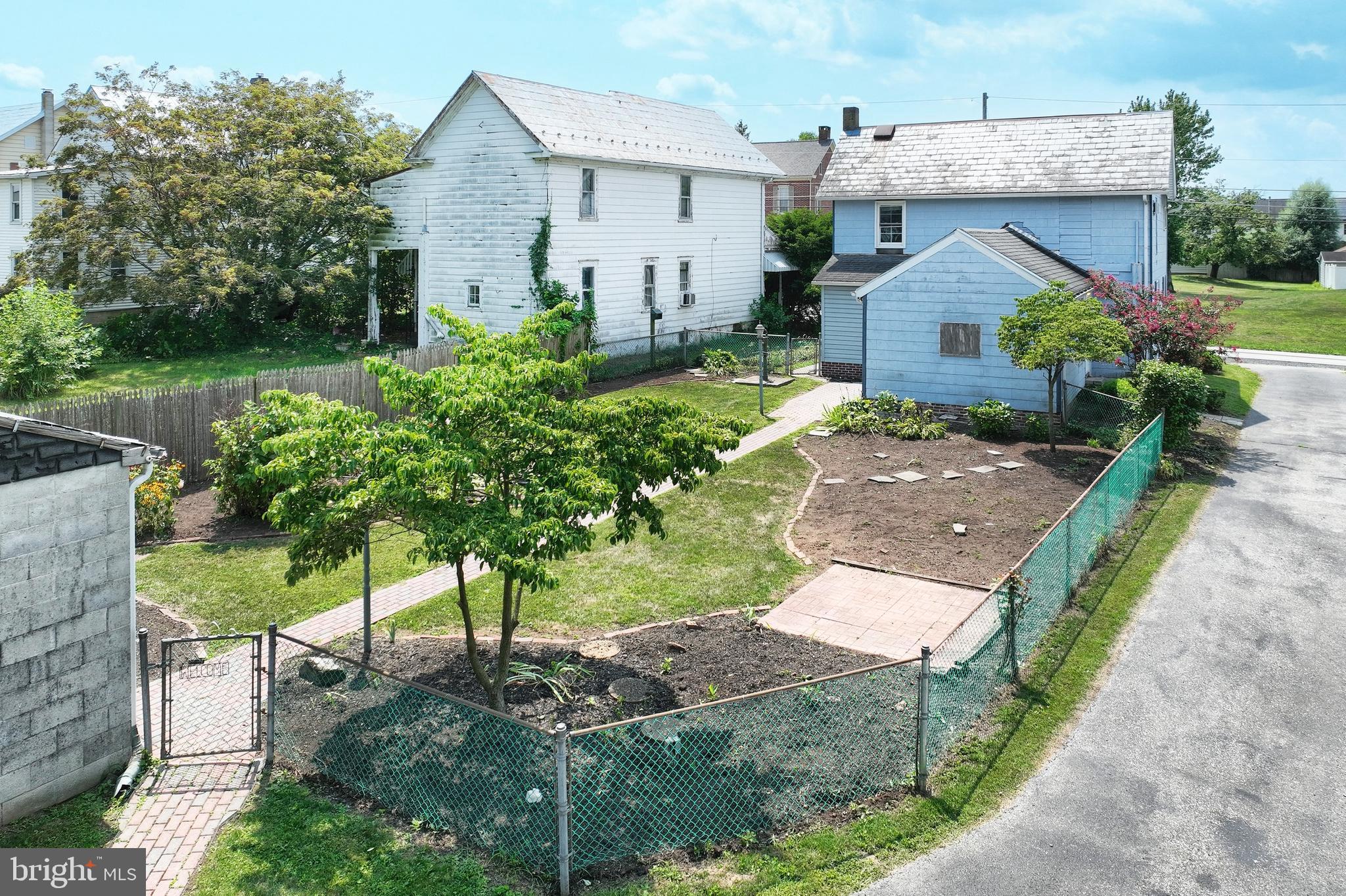 NEW OXFORD AREA - Residential