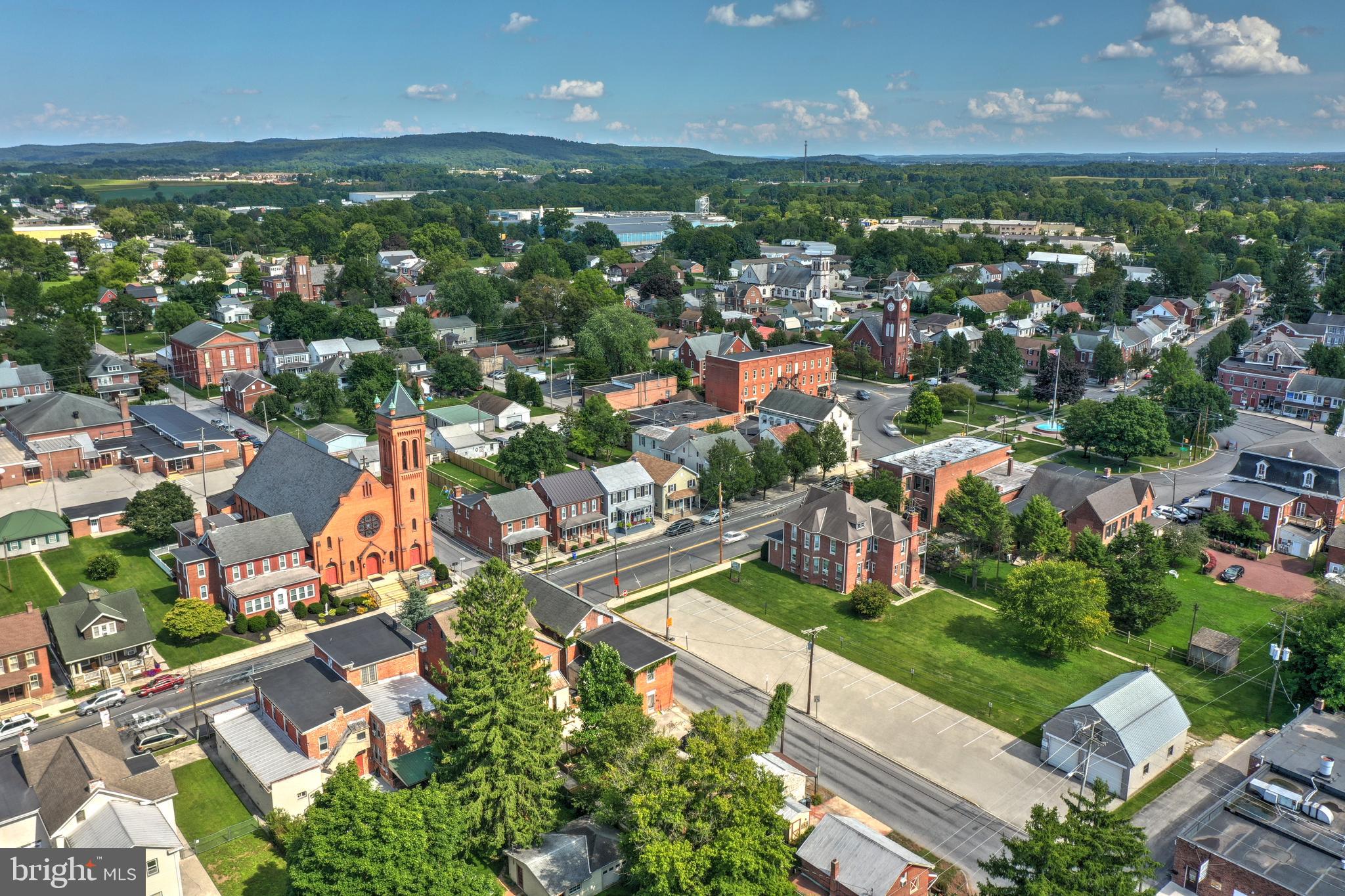 NEW OXFORD AREA - Residential