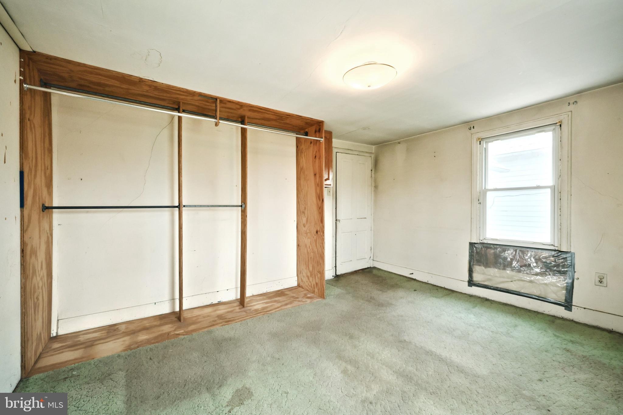 NEW OXFORD AREA - Residential