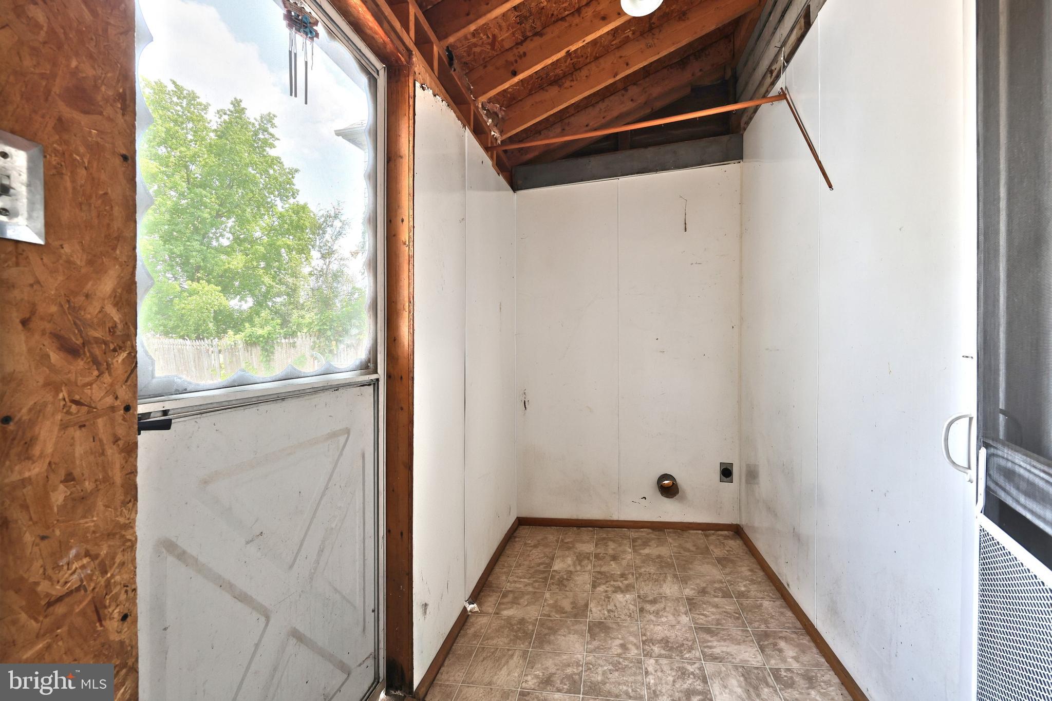 NEW OXFORD AREA - Residential