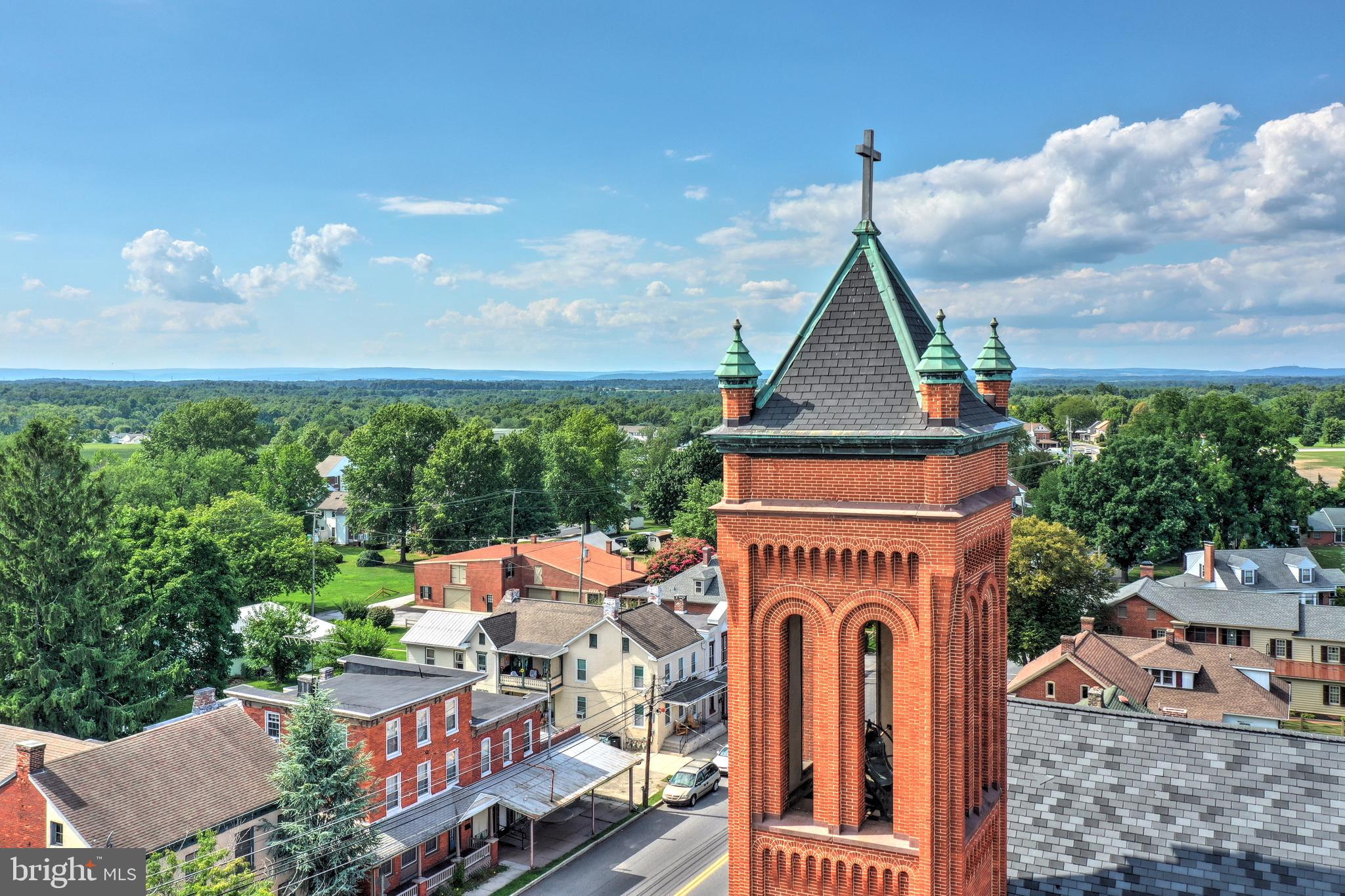 NEW OXFORD AREA - Residential