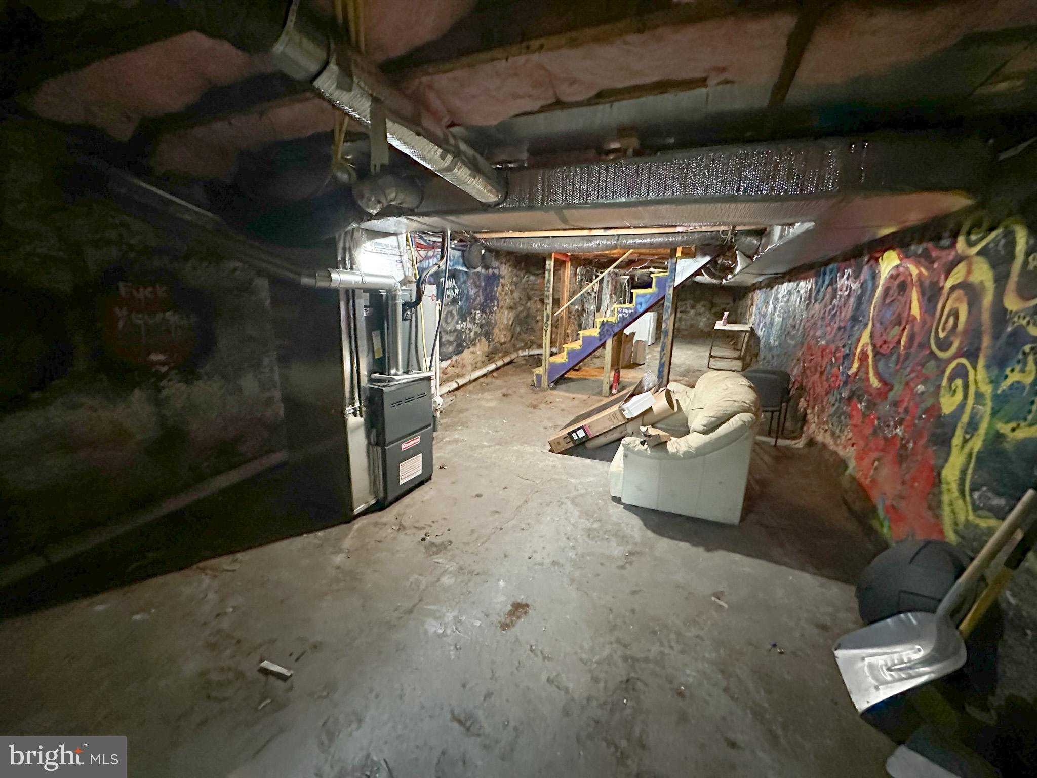 NORTH CENTRAL - Residential Lease