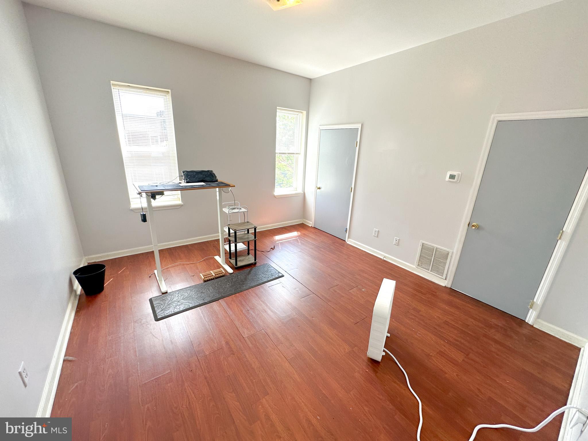 NORTH CENTRAL - Residential Lease