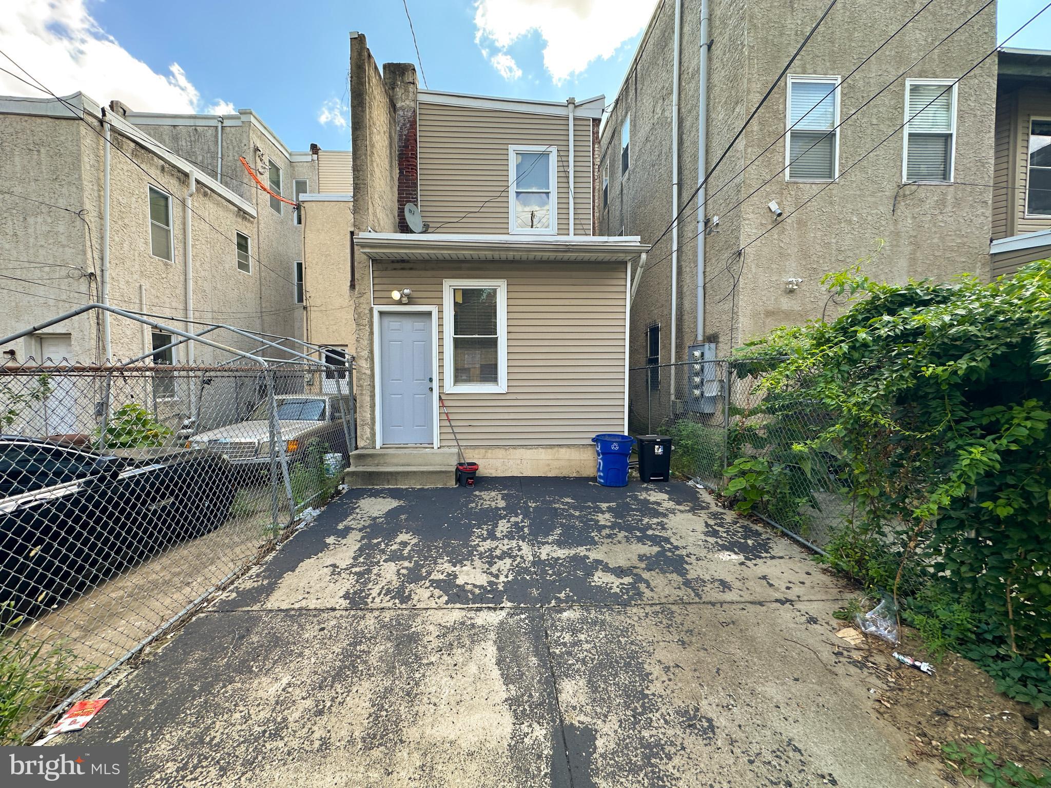 NORTH CENTRAL - Residential Lease