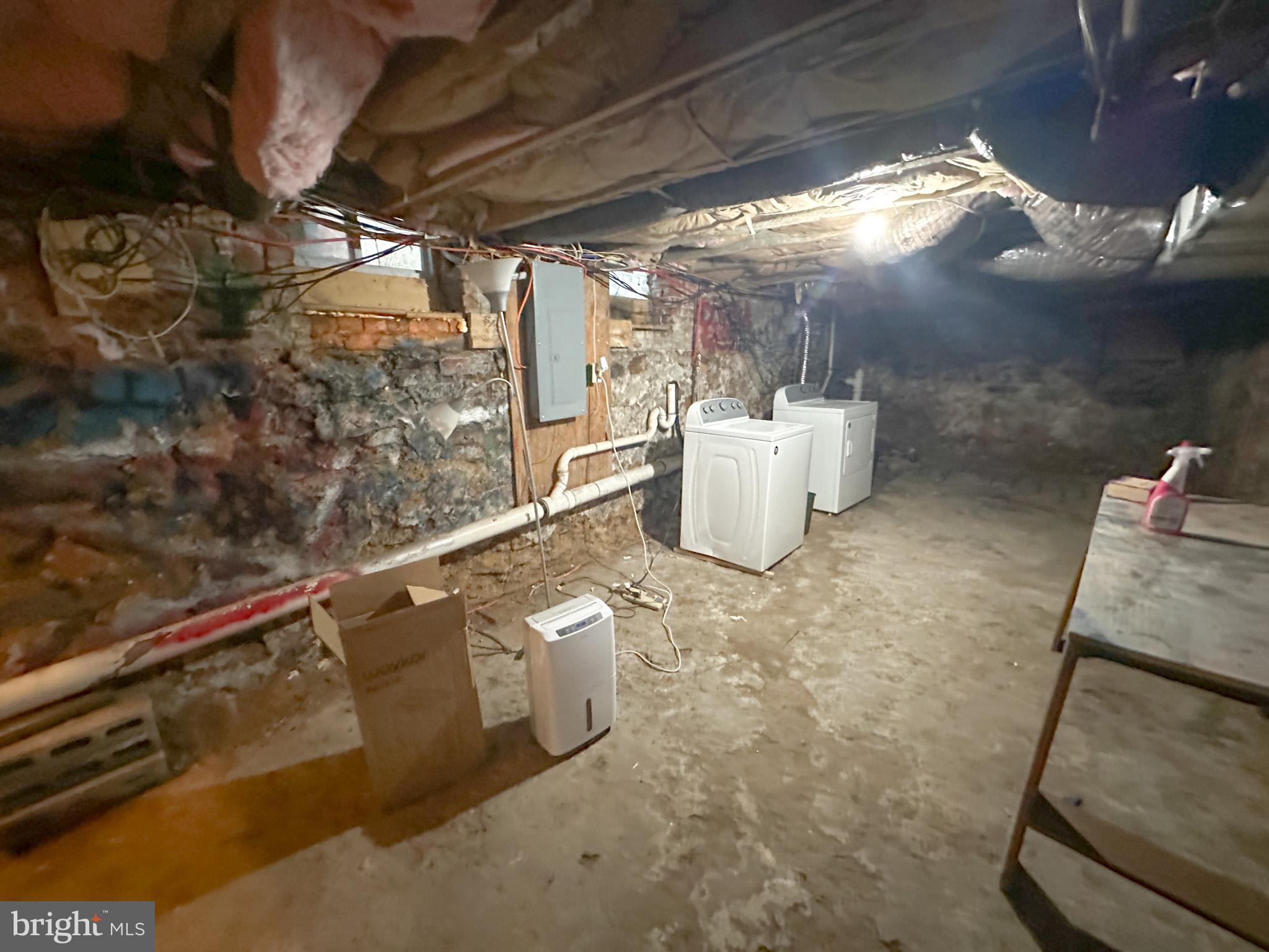 NORTH CENTRAL - Residential Lease