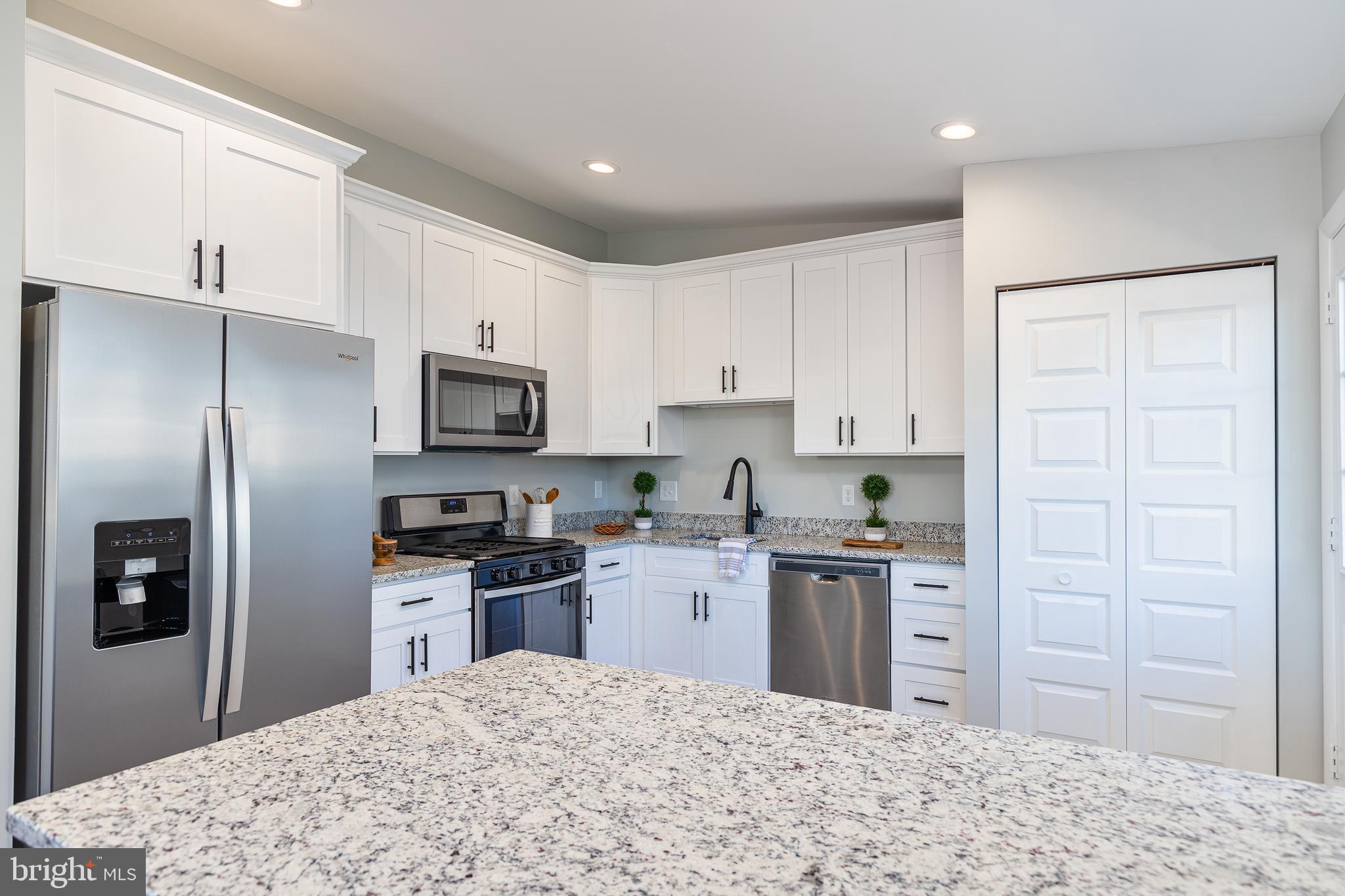 KIMBERLY FARMS - Residential