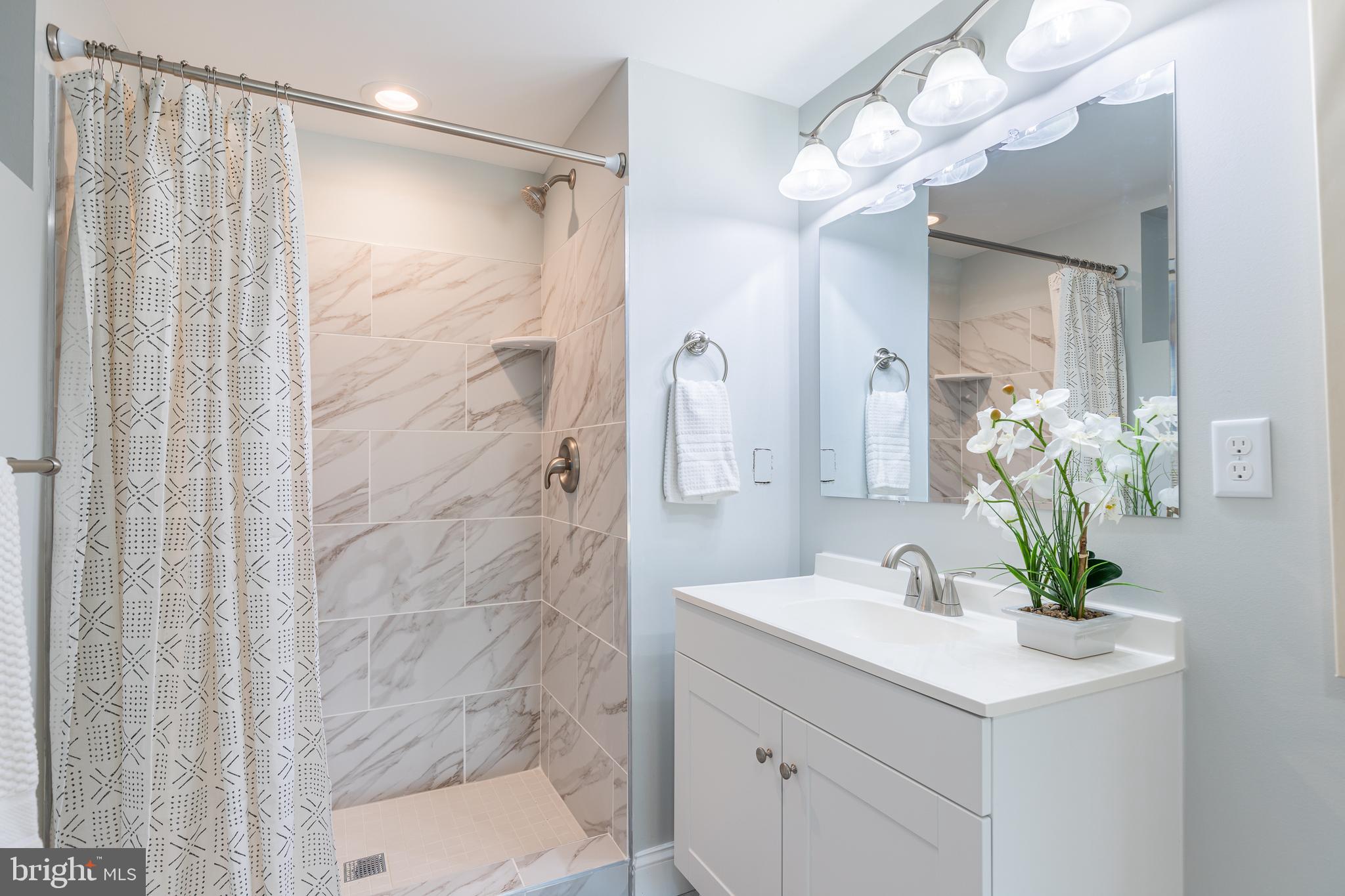 KIMBERLY FARMS - Residential