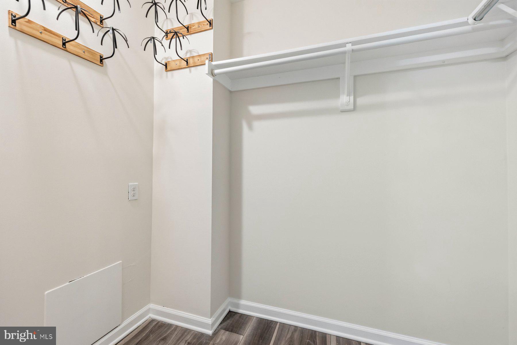 VILLAGE OF KINGS CONTRIVANCE - Residential