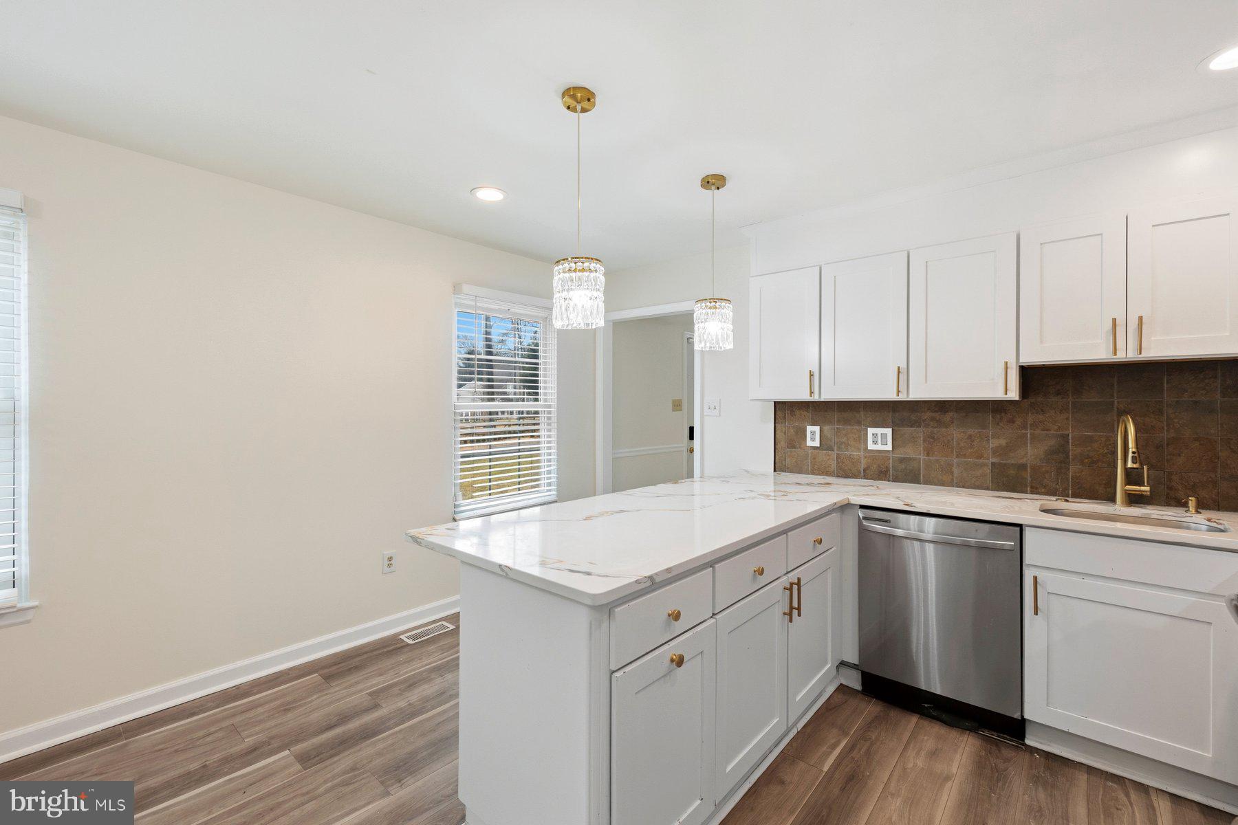 VILLAGE OF KINGS CONTRIVANCE - Residential