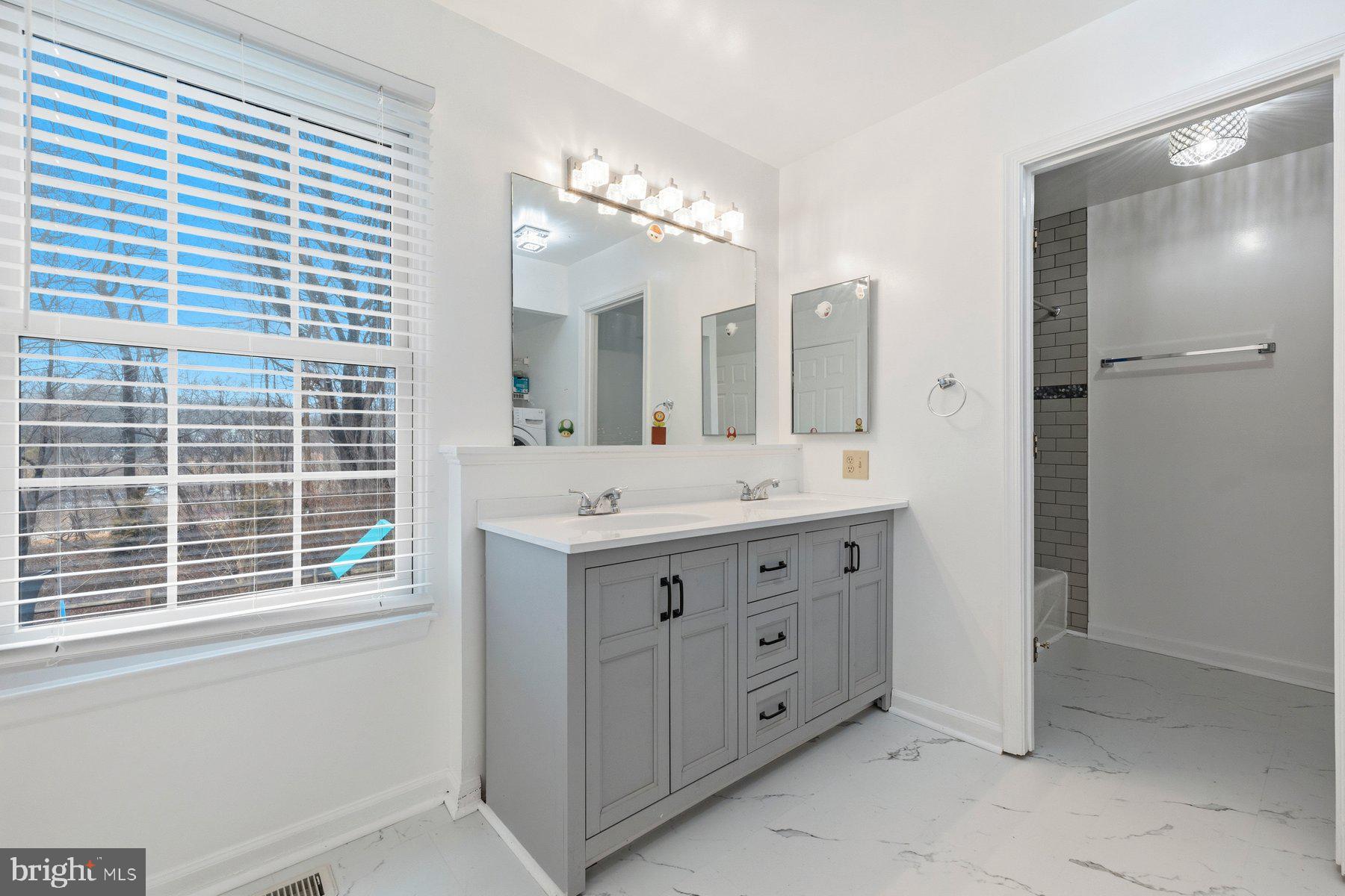 VILLAGE OF KINGS CONTRIVANCE - Residential