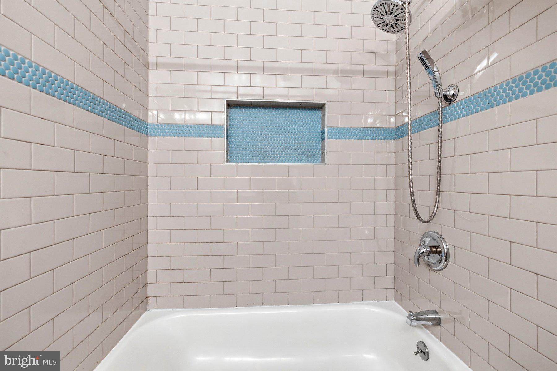 VILLAGE OF KINGS CONTRIVANCE - Residential