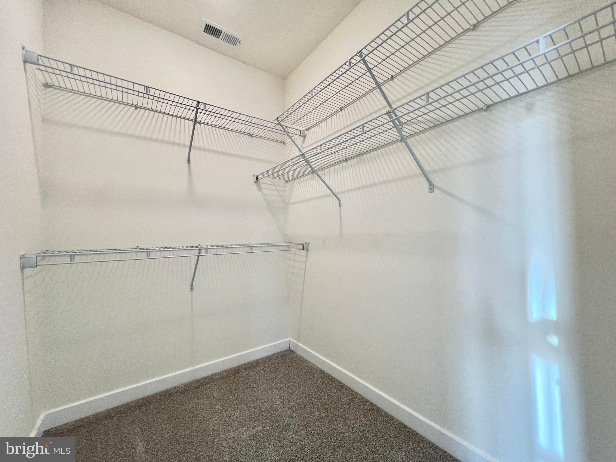 THE WOODS - Residential