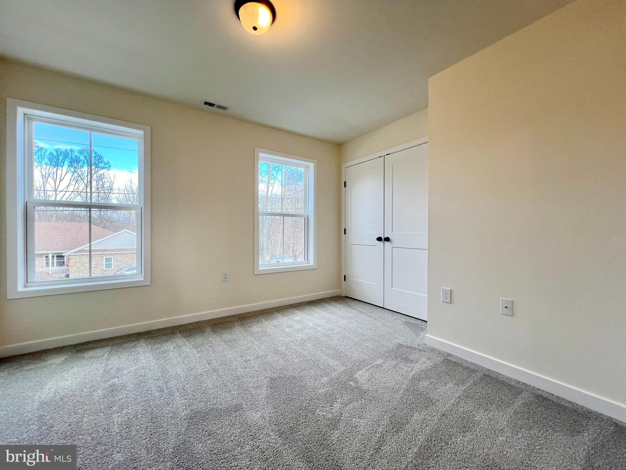 THE WOODS - Residential