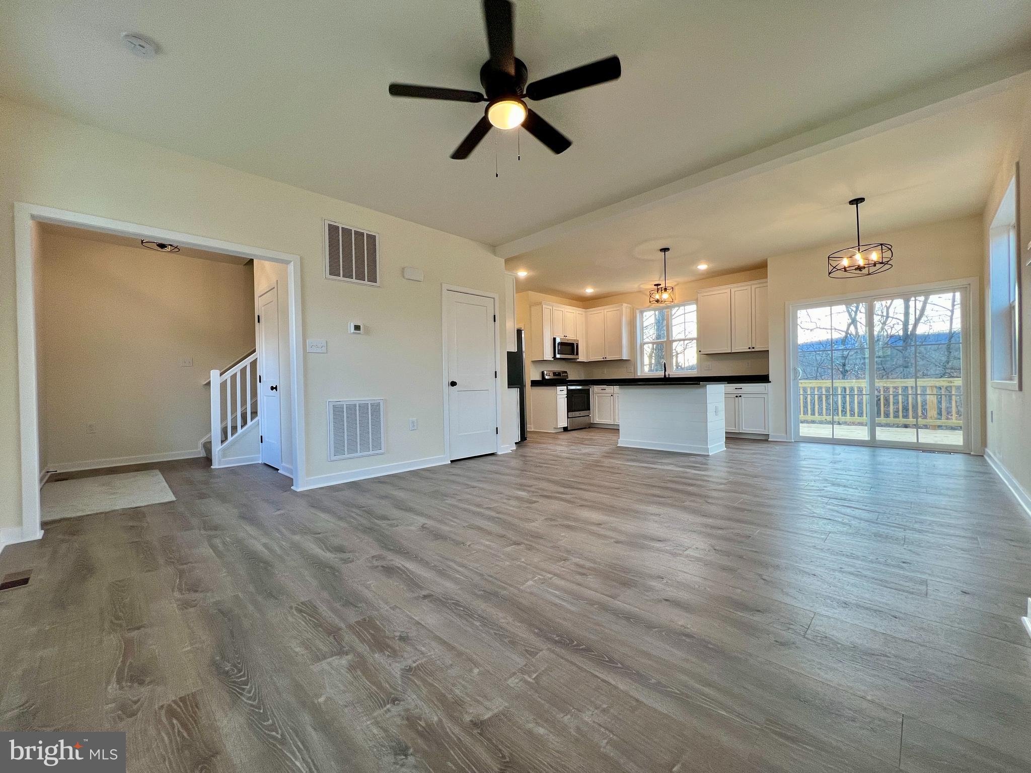 THE WOODS - Residential