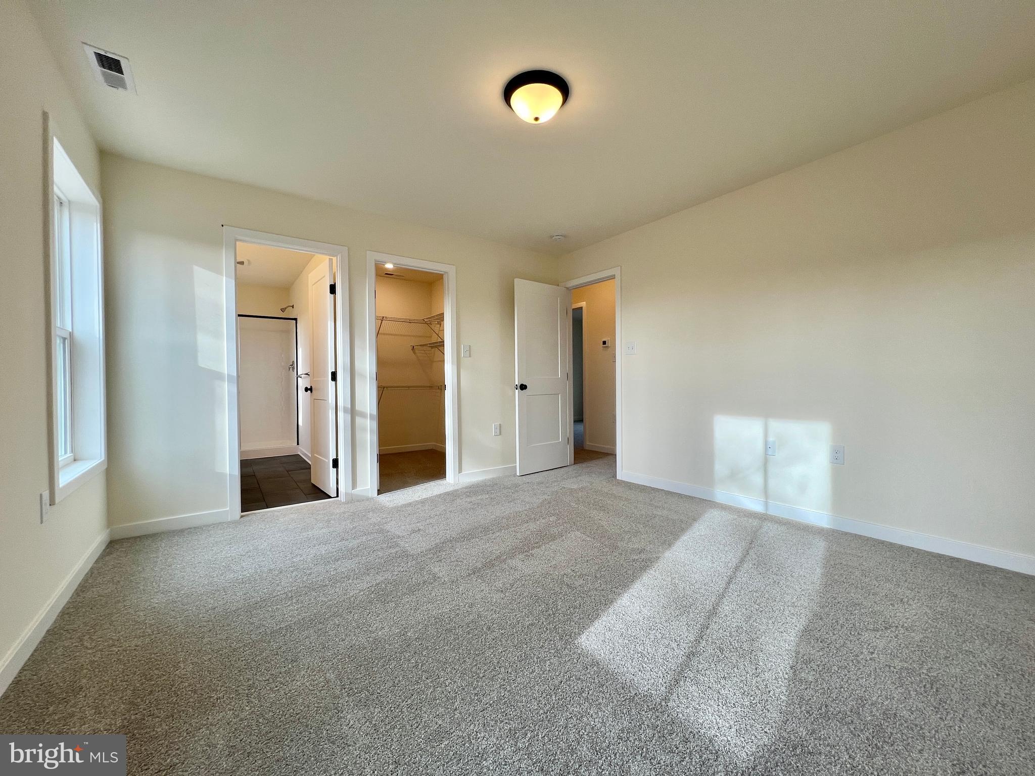 THE WOODS - Residential