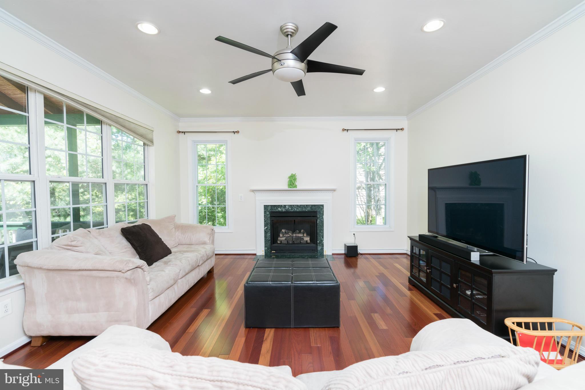 HORSEPEN ACRES - Residential